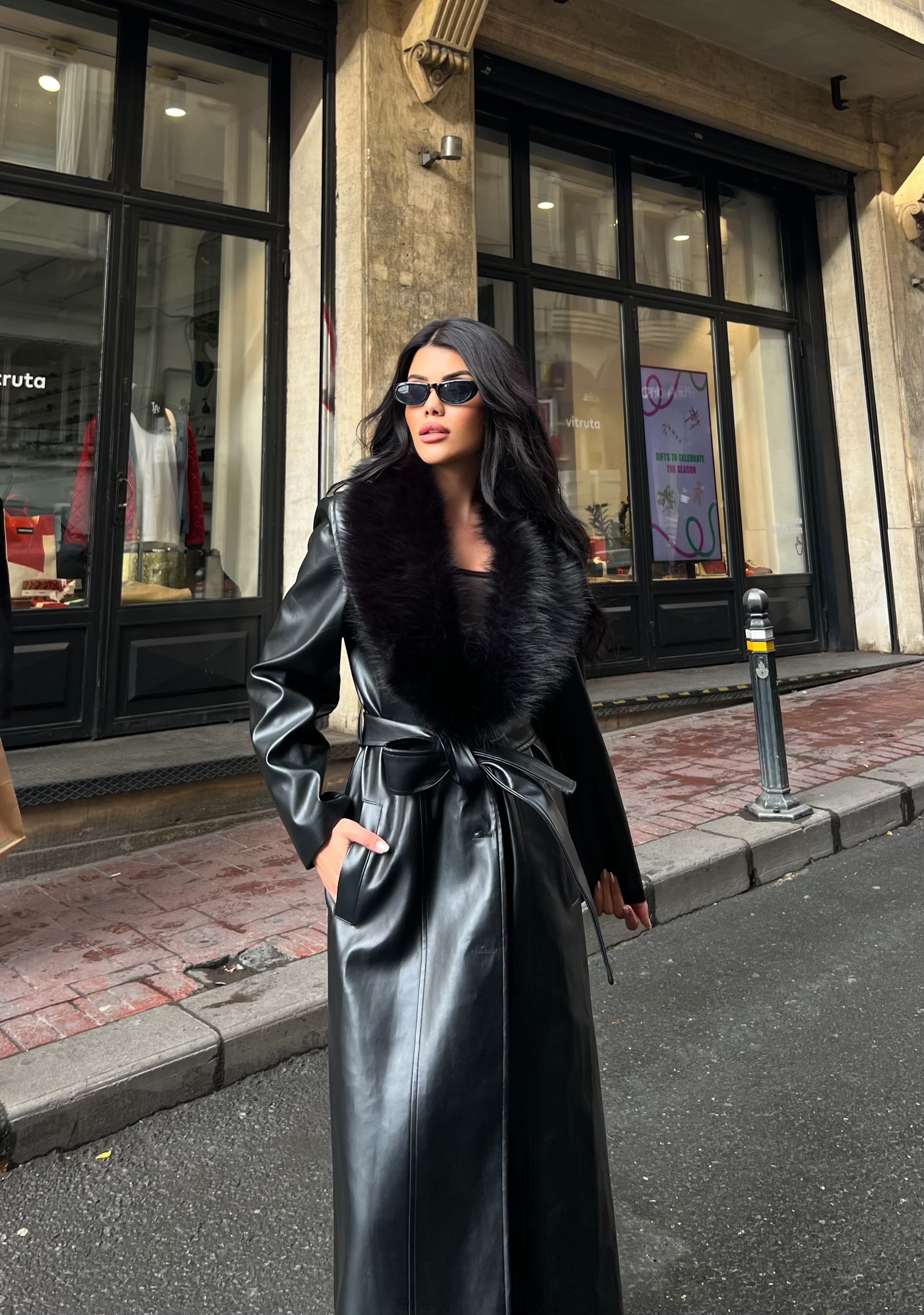 Премиум кожен мантил