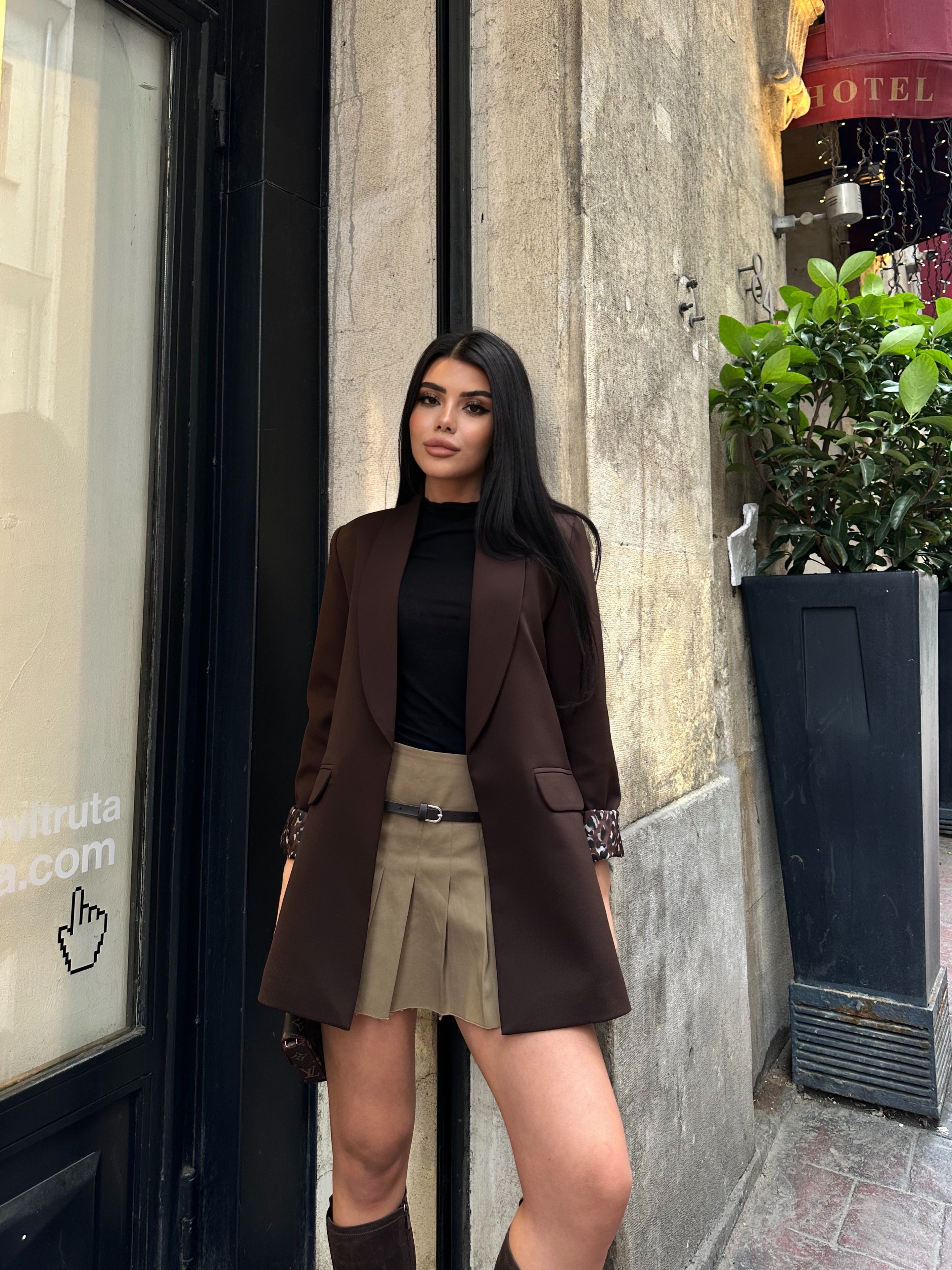 Сако со леопар постава