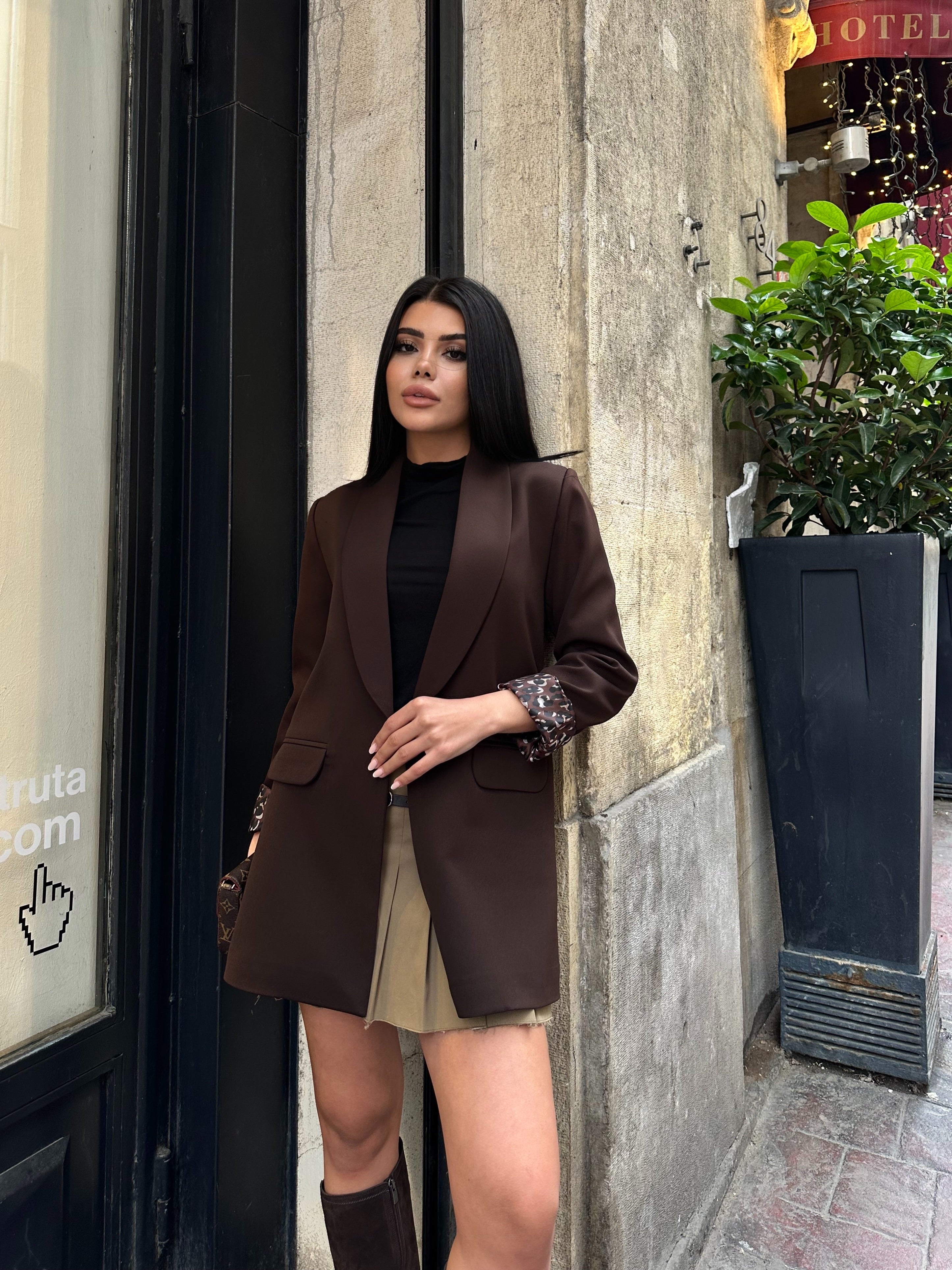 Сако со леопар постава