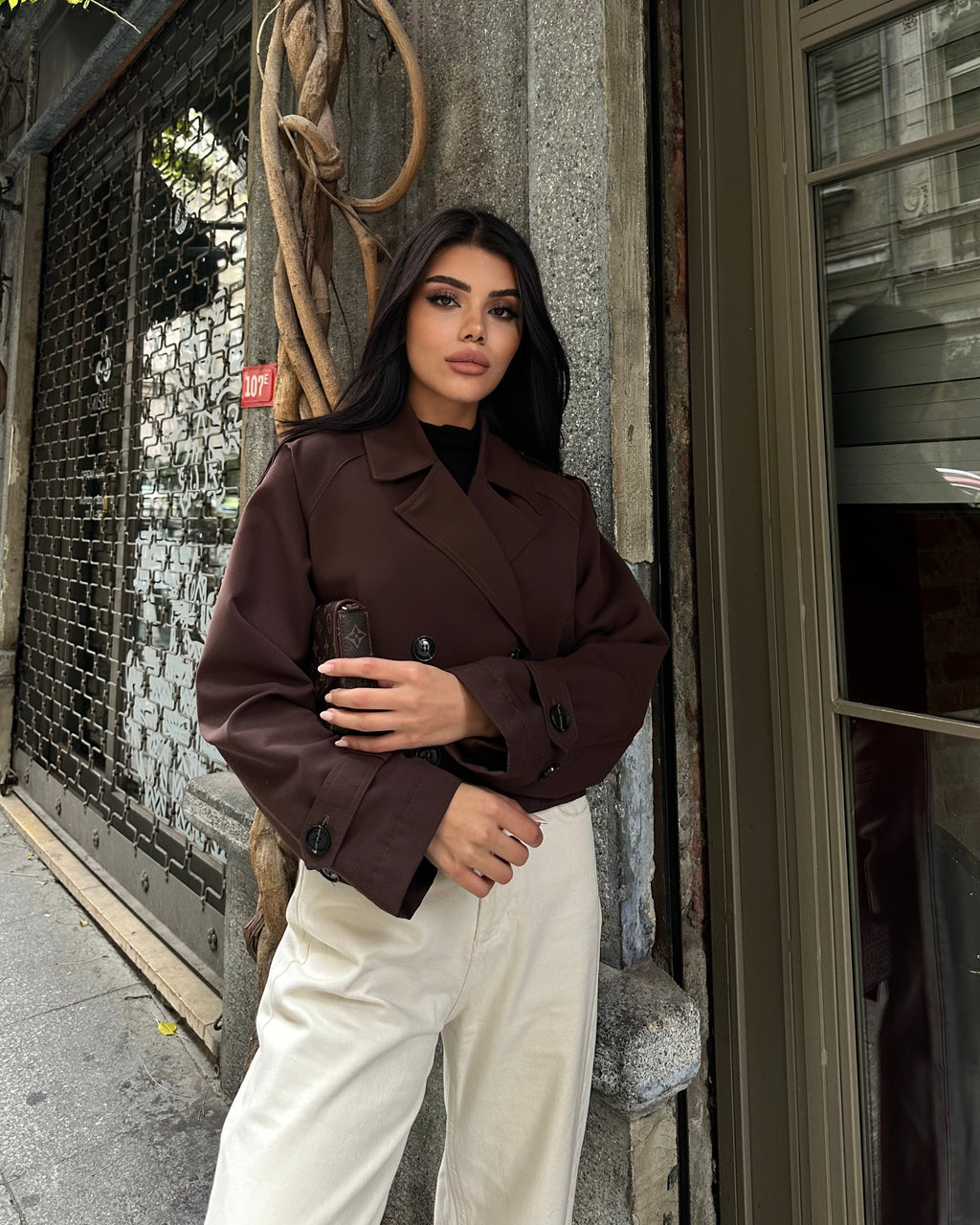 Краток Мантил