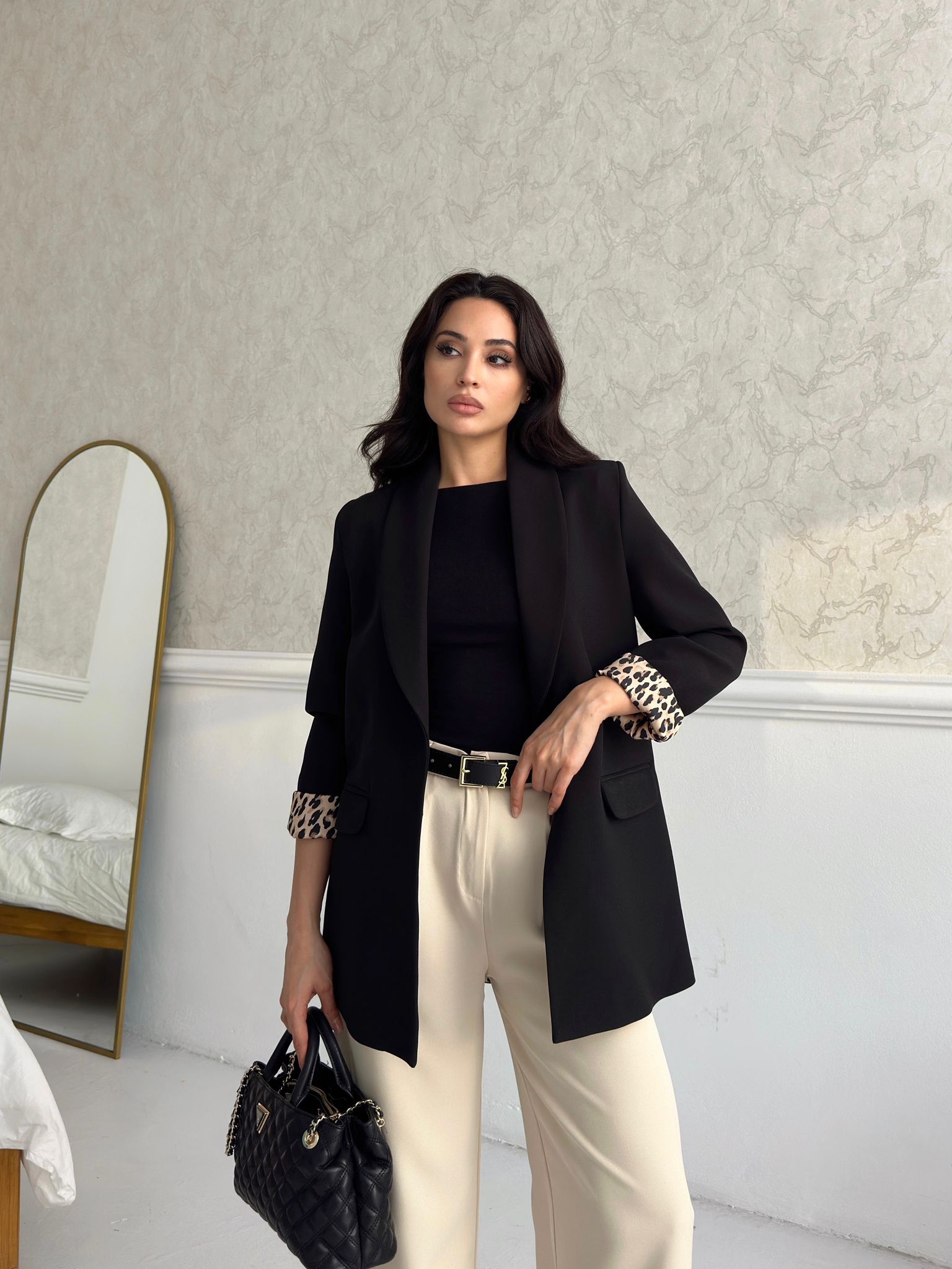 Сако со постава леопар