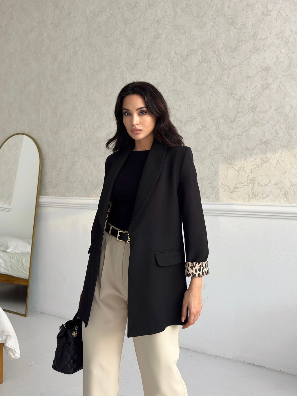 Сако со постава леопар