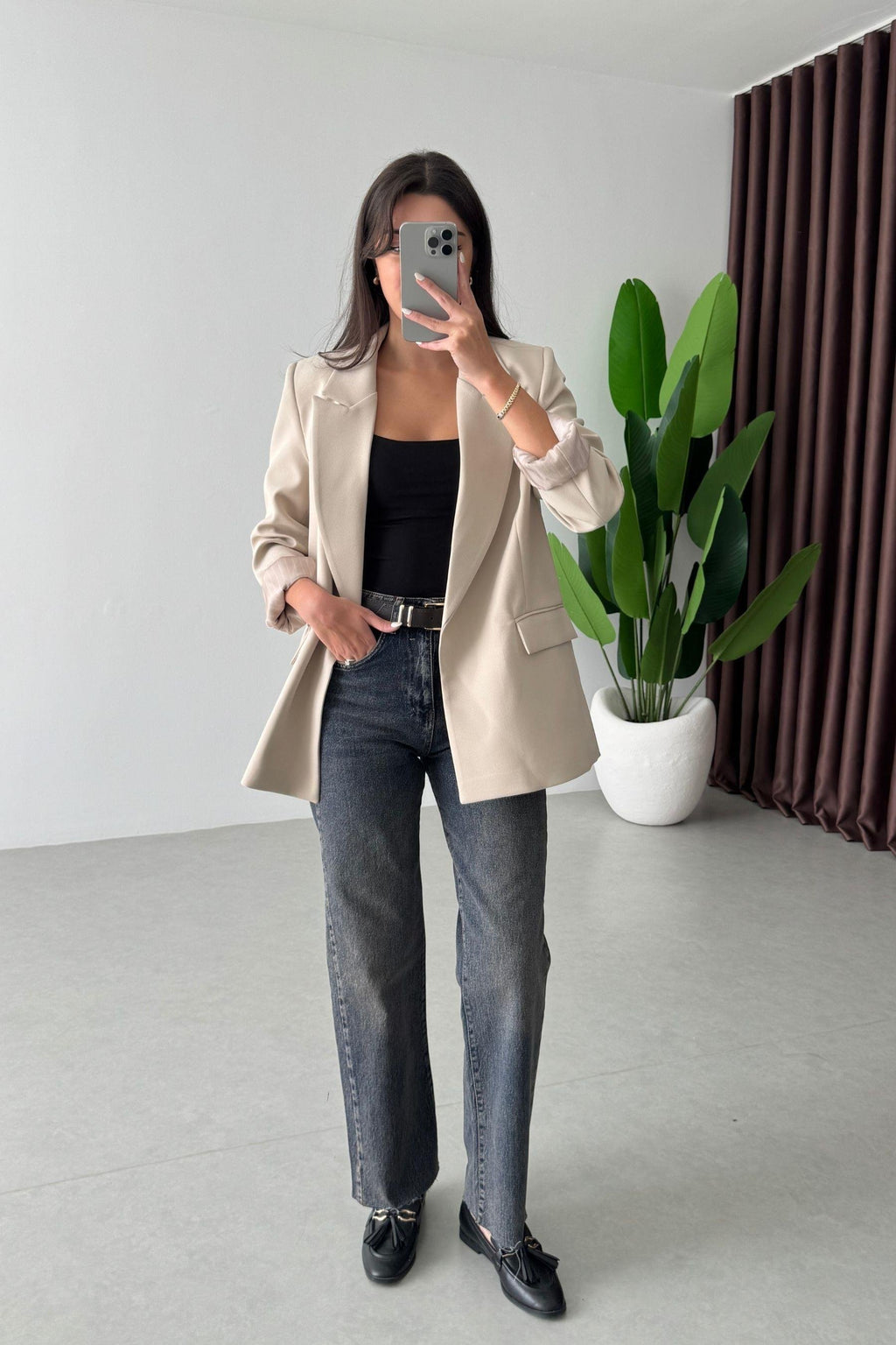 Сако Со Постава