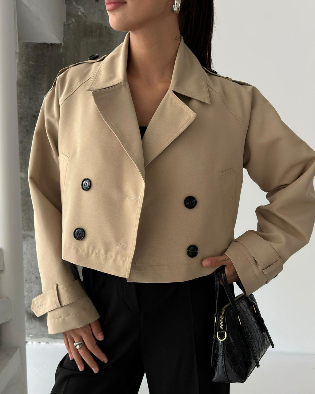 Краток мантил