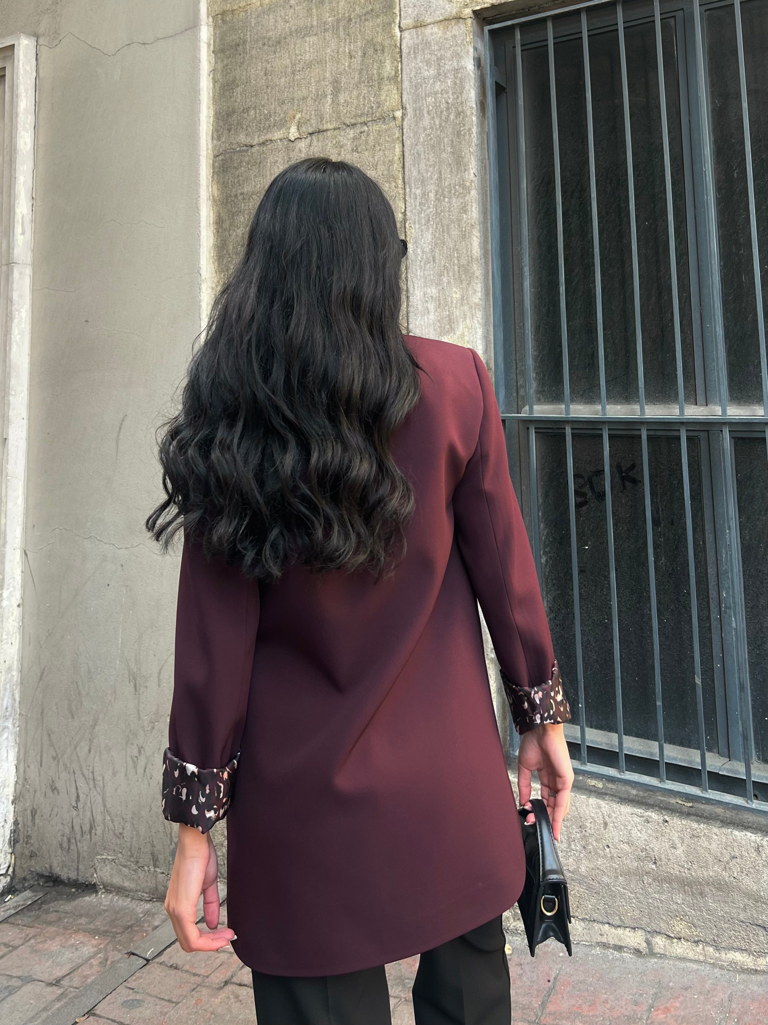 Сако со постава леопар