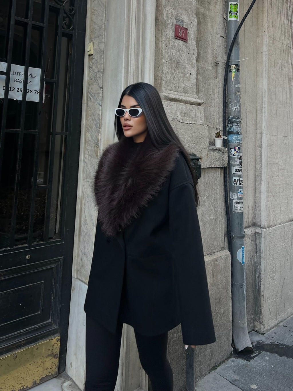 Елегант Капут со Крзнена