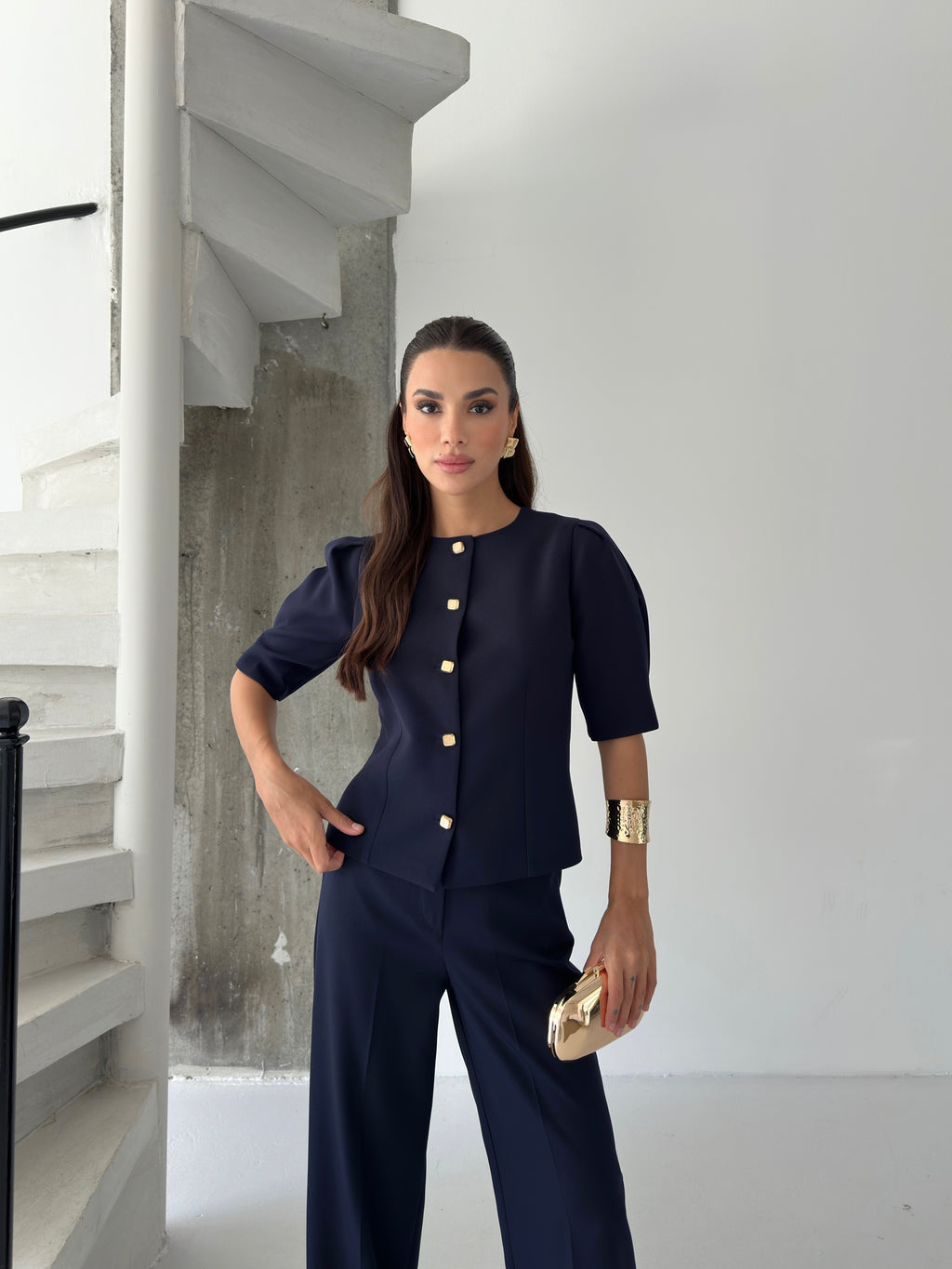 Премиум Комплет Со Златни Копчиња