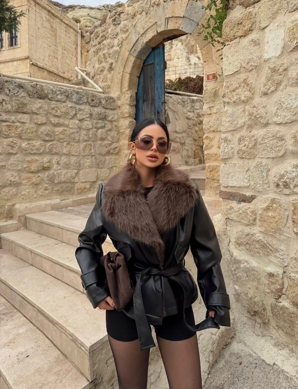 Кожна јакна крзно