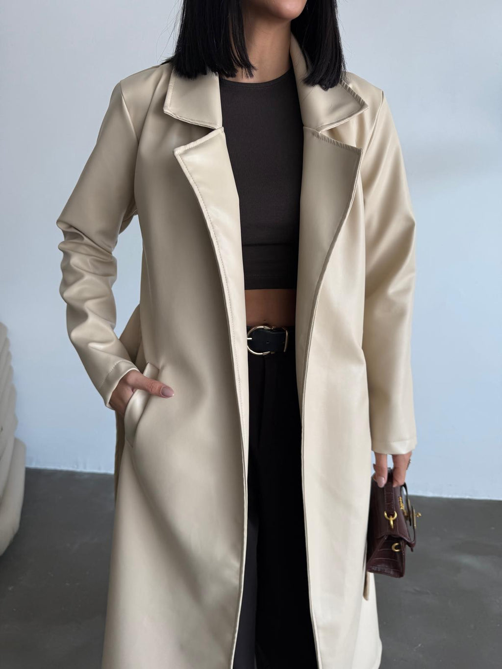 Кожен мантил