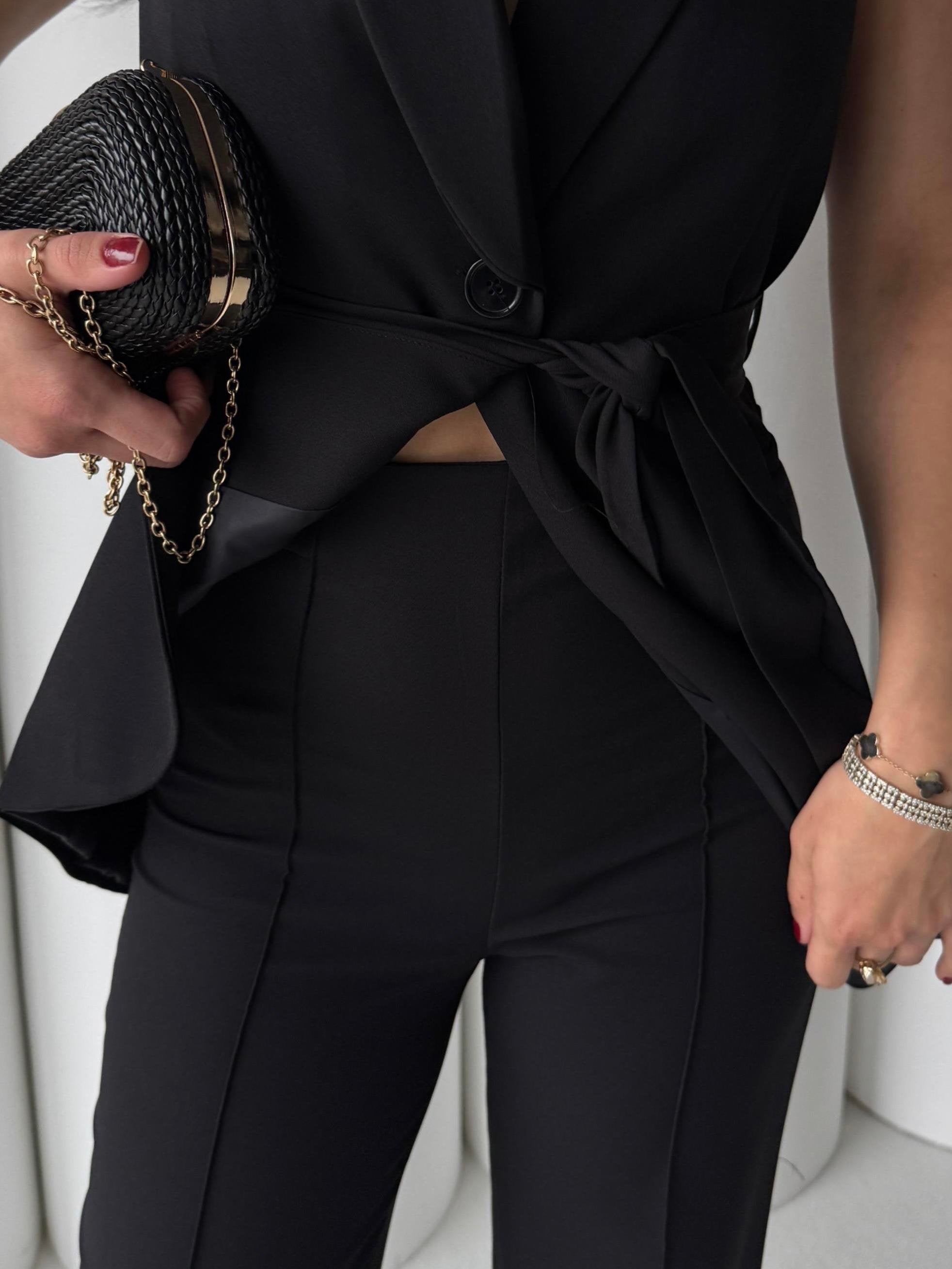 Елек Пантолони Со Врвка