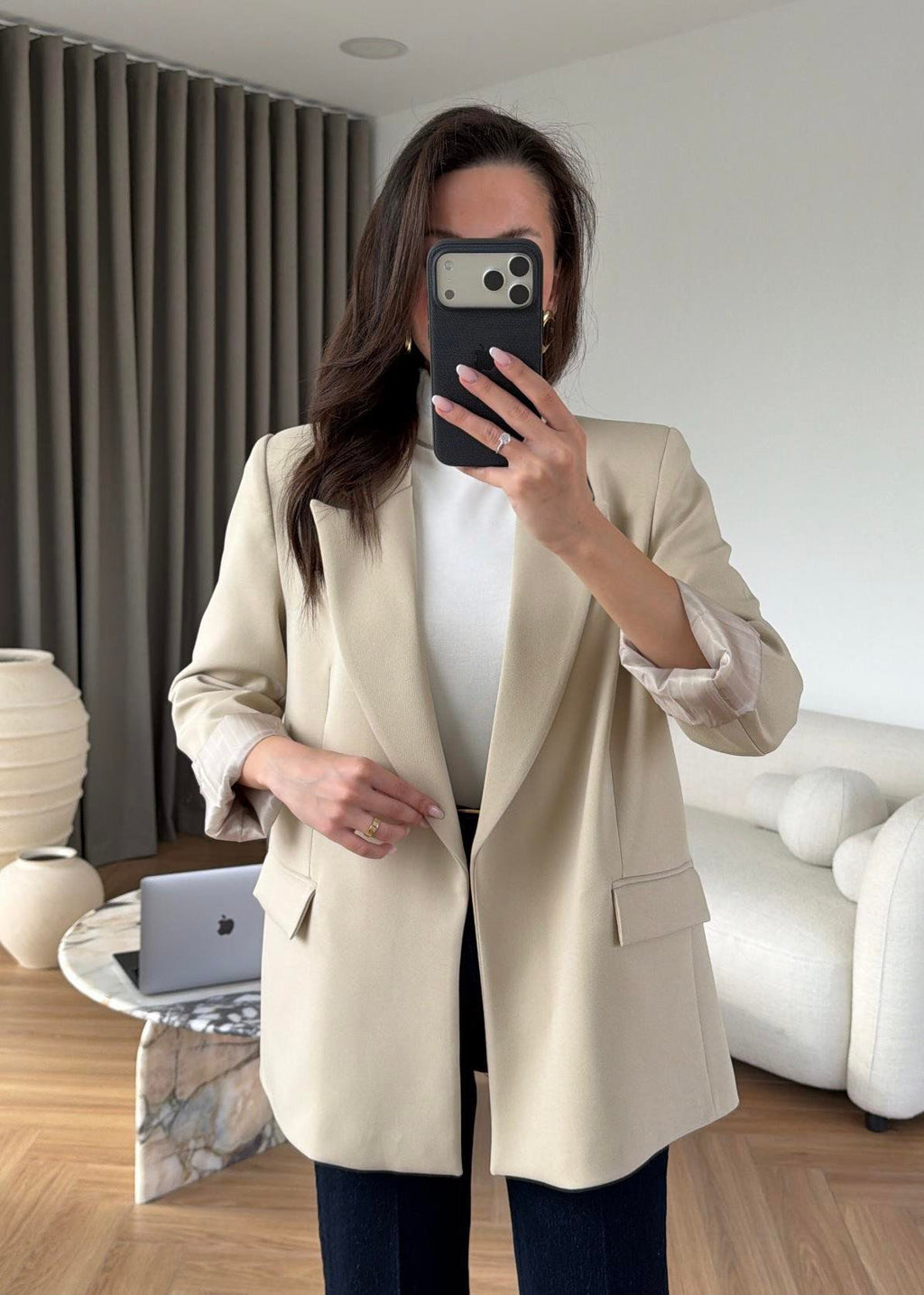 Сако Со Постава