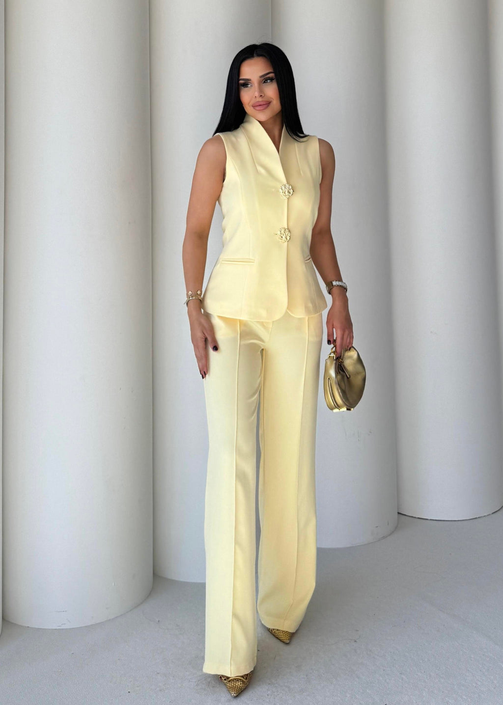 Комплет Елек Пантолони Златно Копче