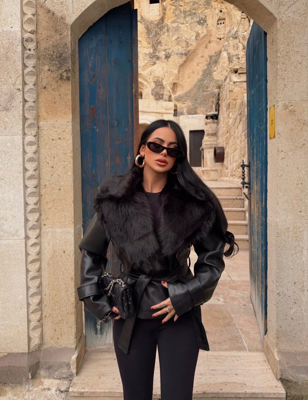 Кожна јакна крзно