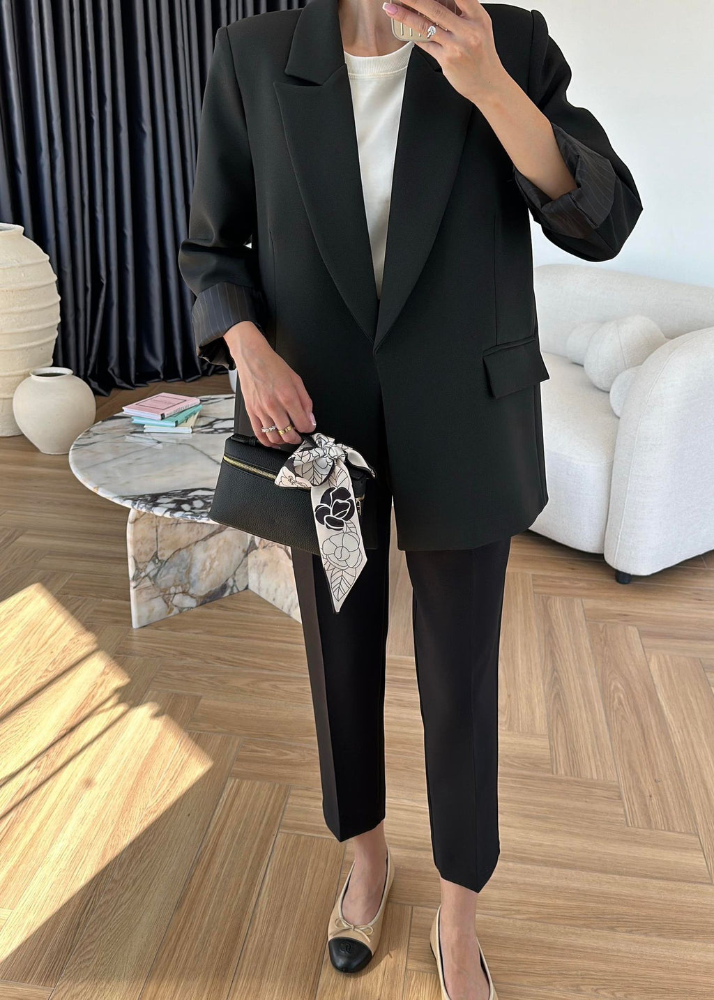 Сако Со Постава