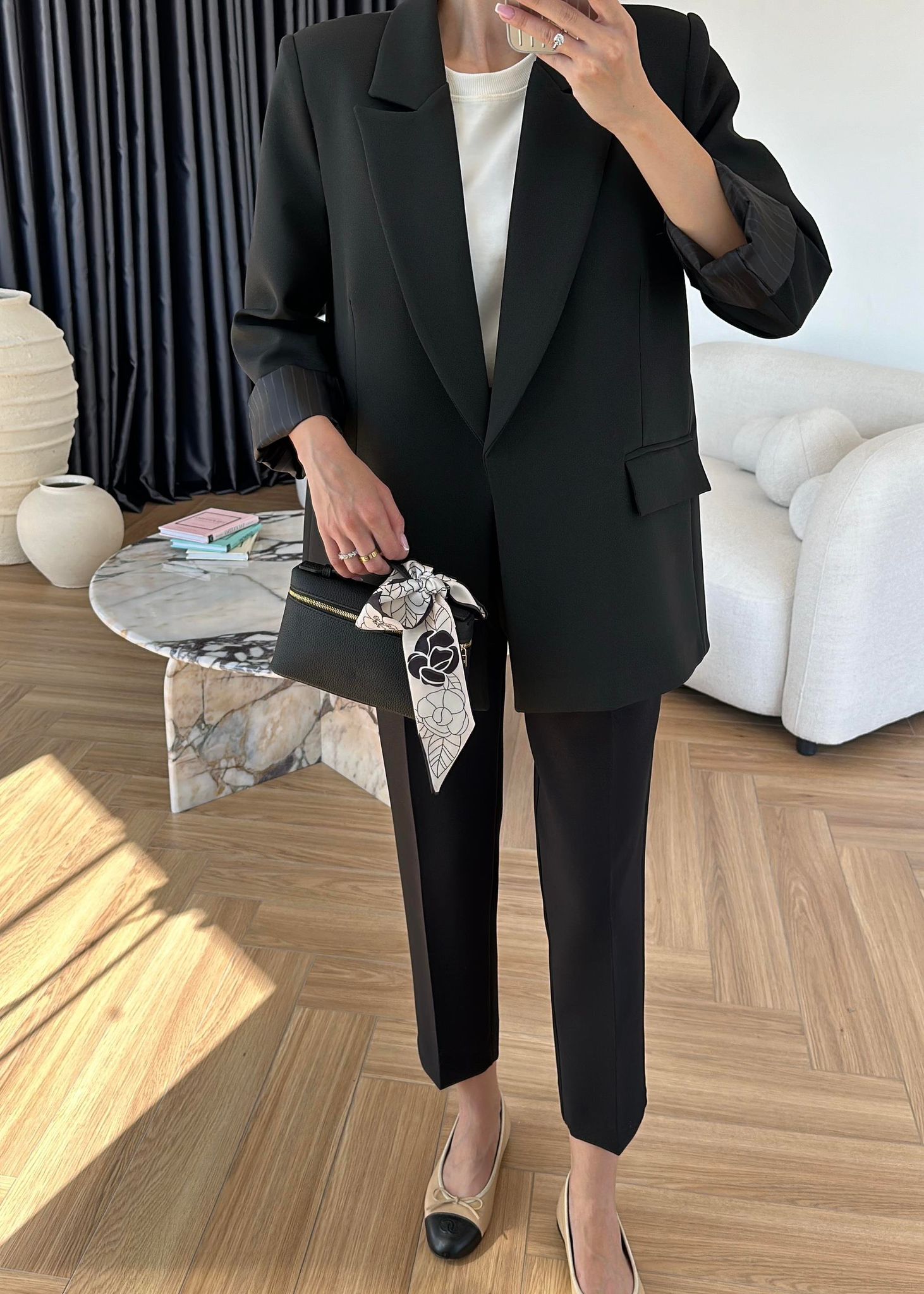 Сако Со Постава