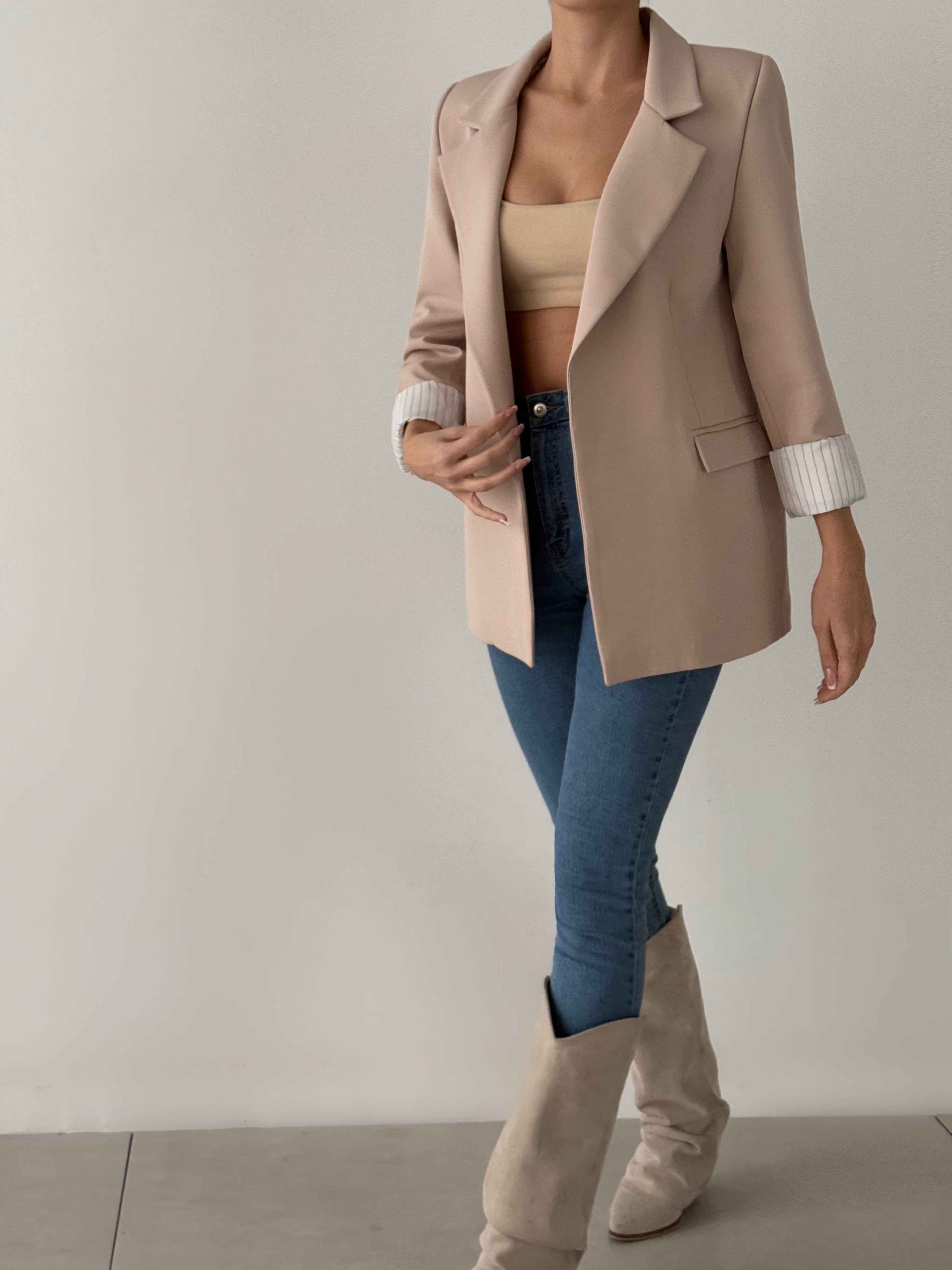 Сако Со Постава