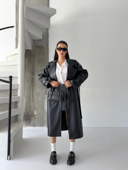Oversize Кожен Мантил