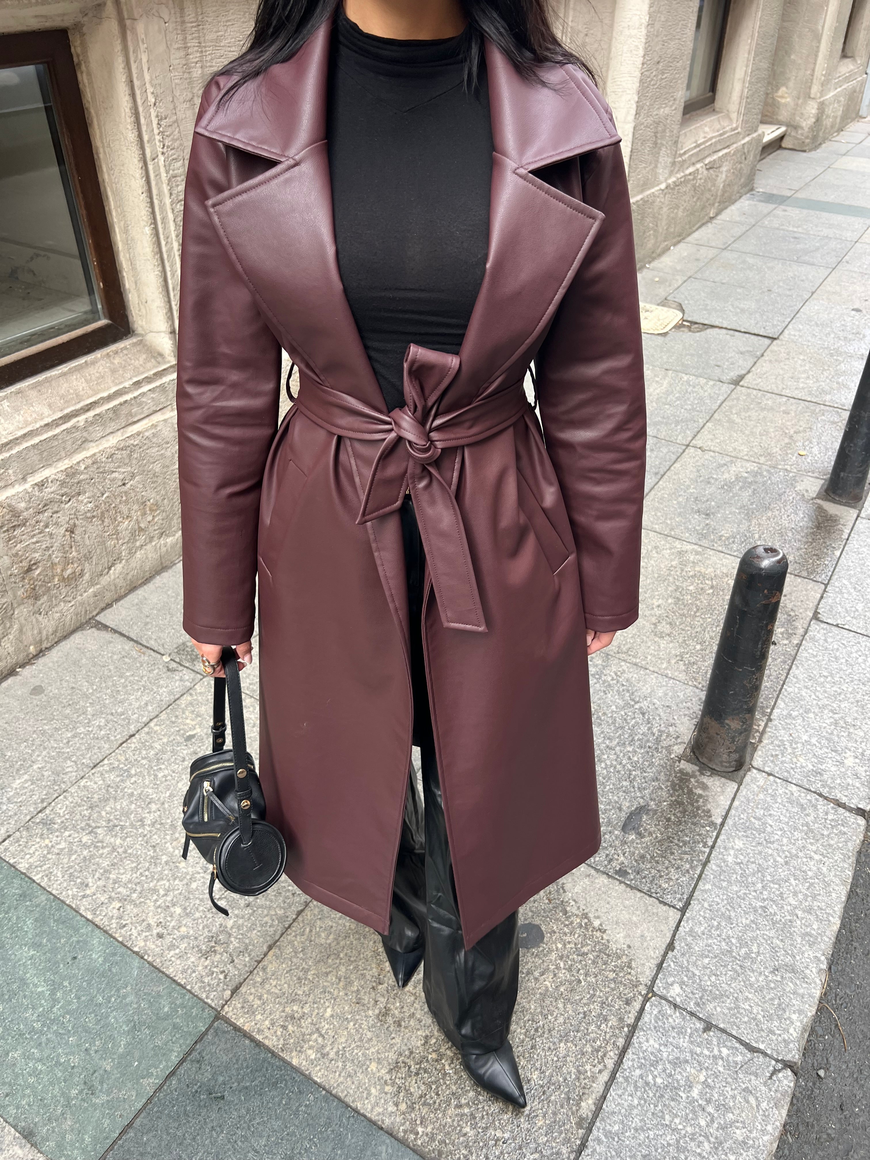 Кожен Мантил