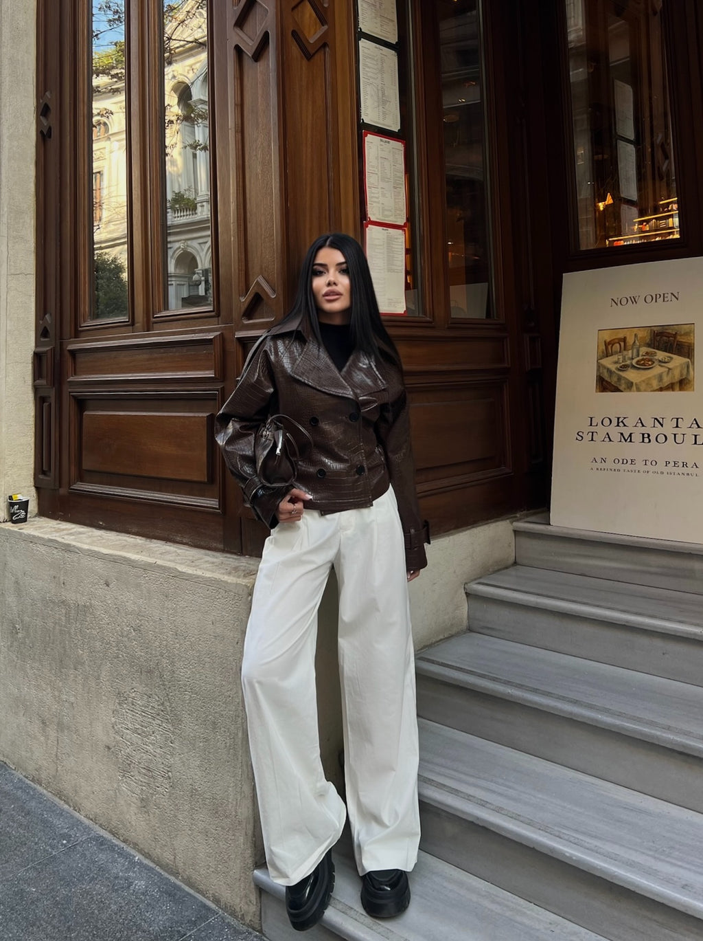 Елегантна Кроко Кожна Јакна