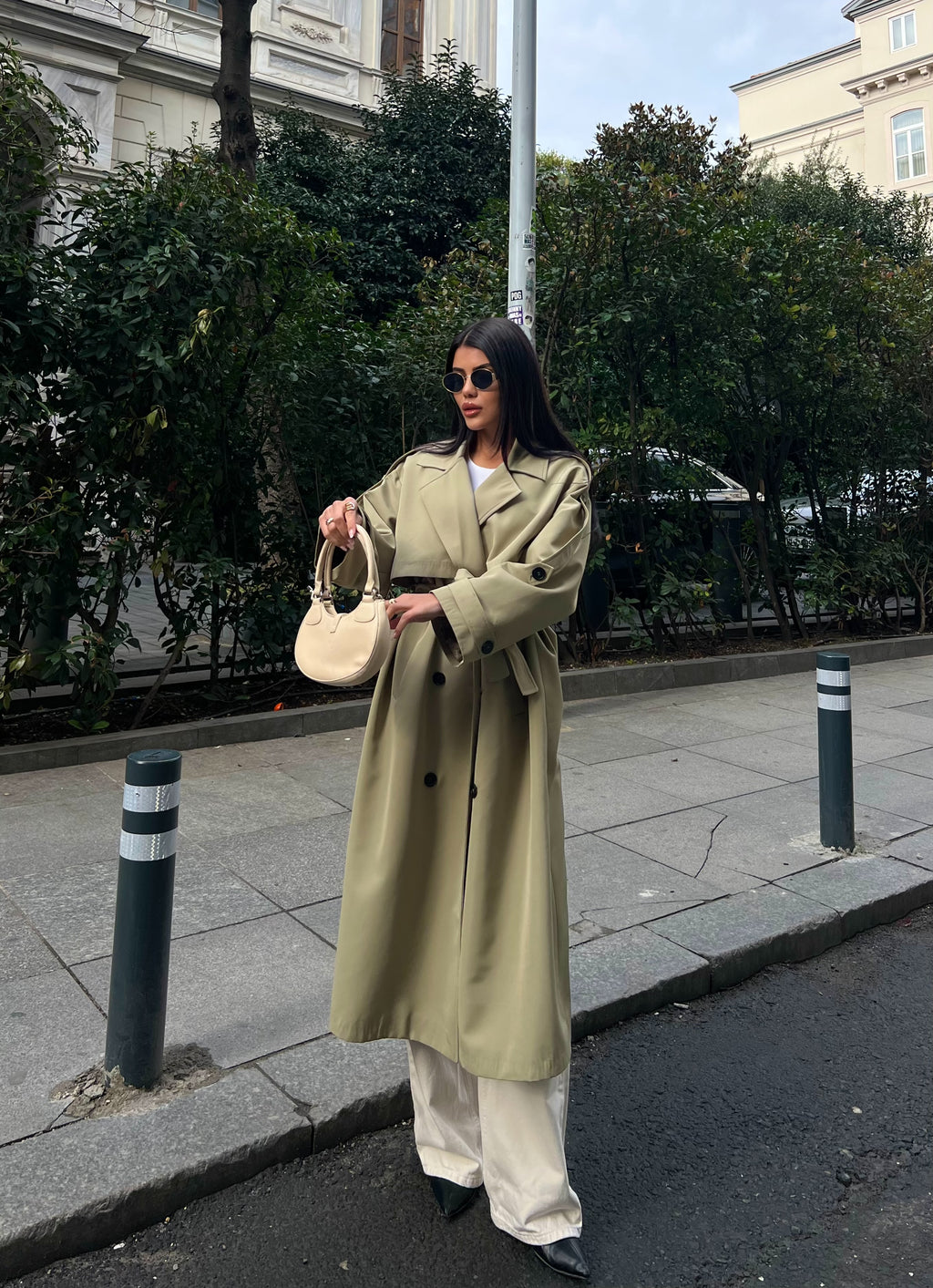 Долг Мантил