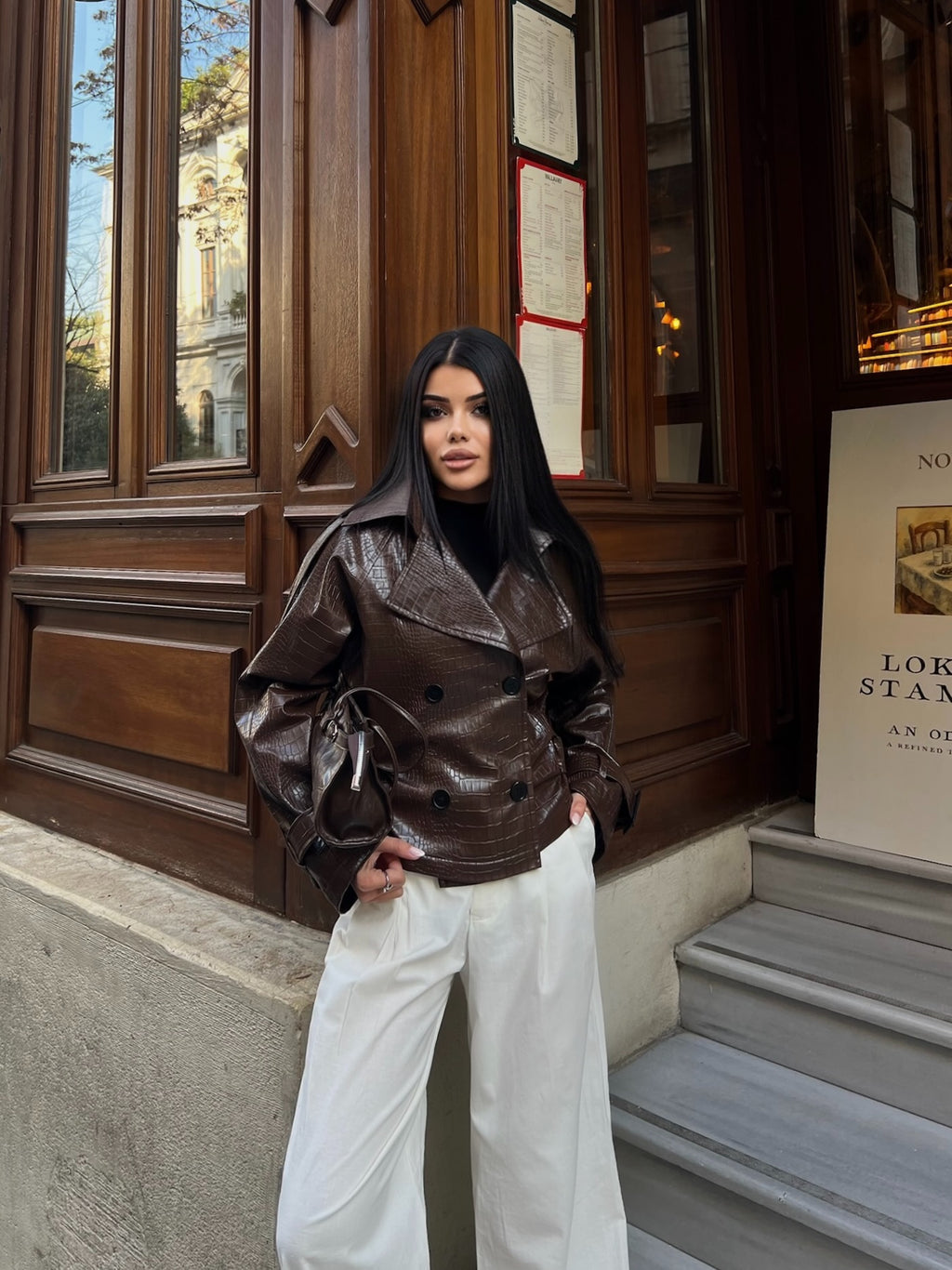 Елегантна Кроко Кожна Јакна