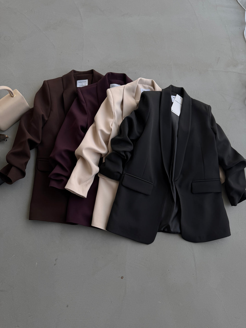 Сако Со Набрани Ракави