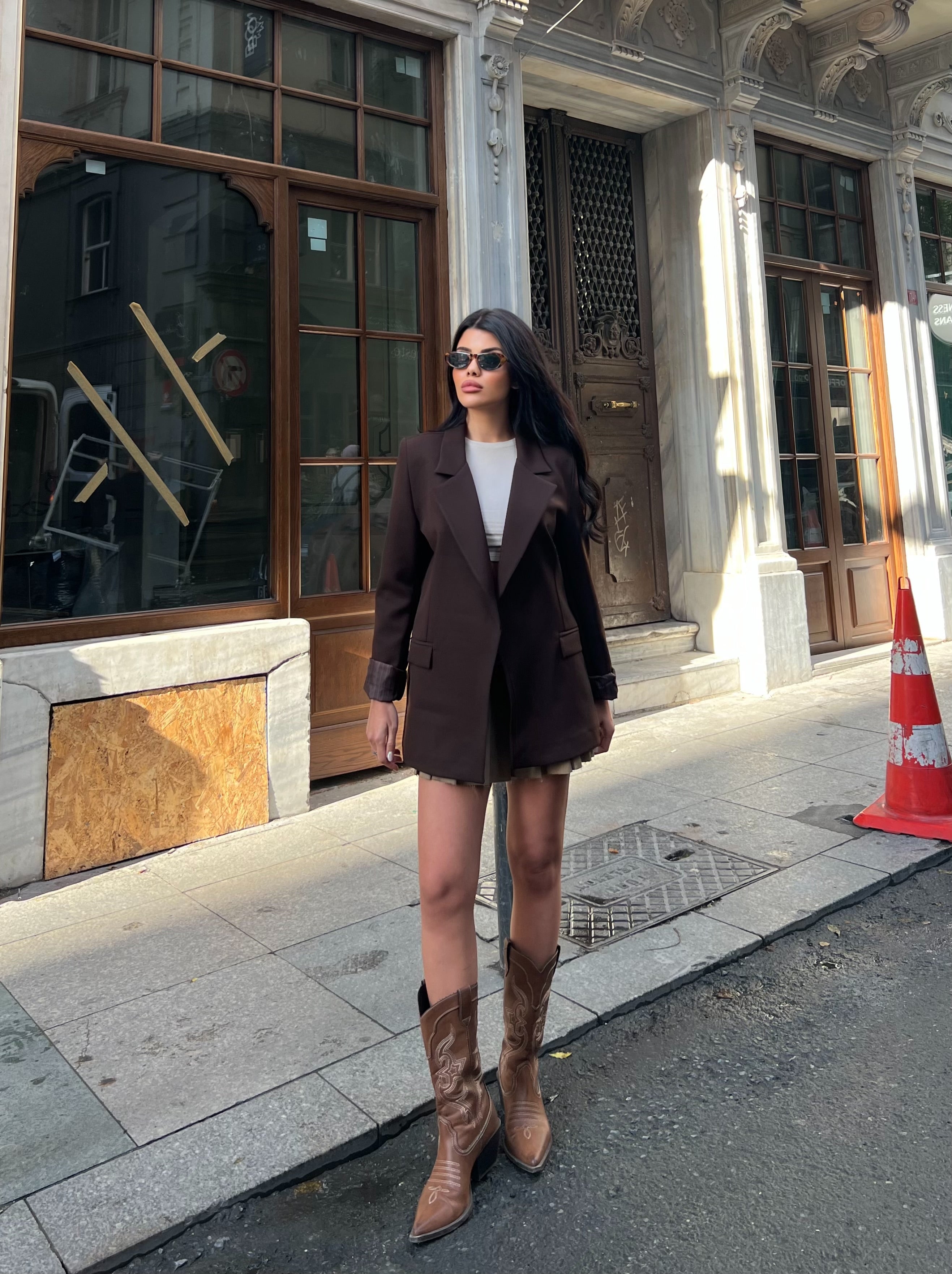 Сако Со Постава