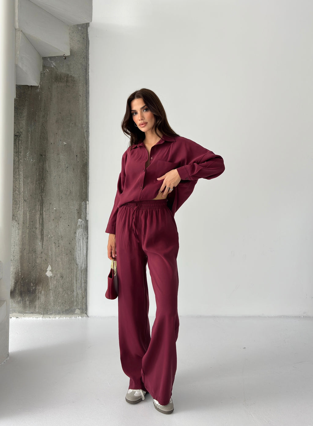 Модал Комплет