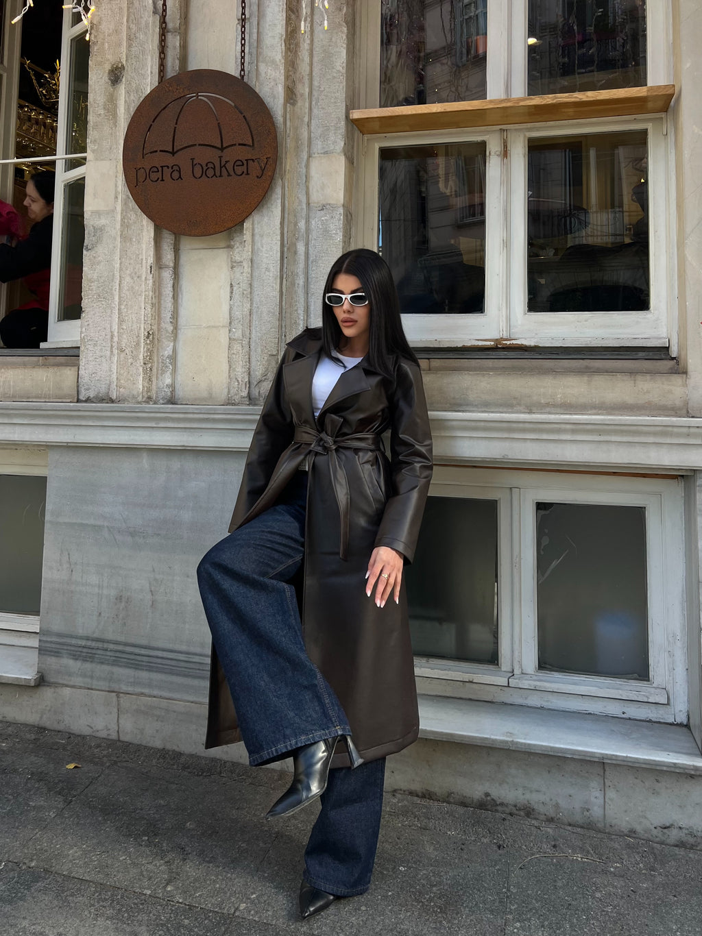 Кожен мантил