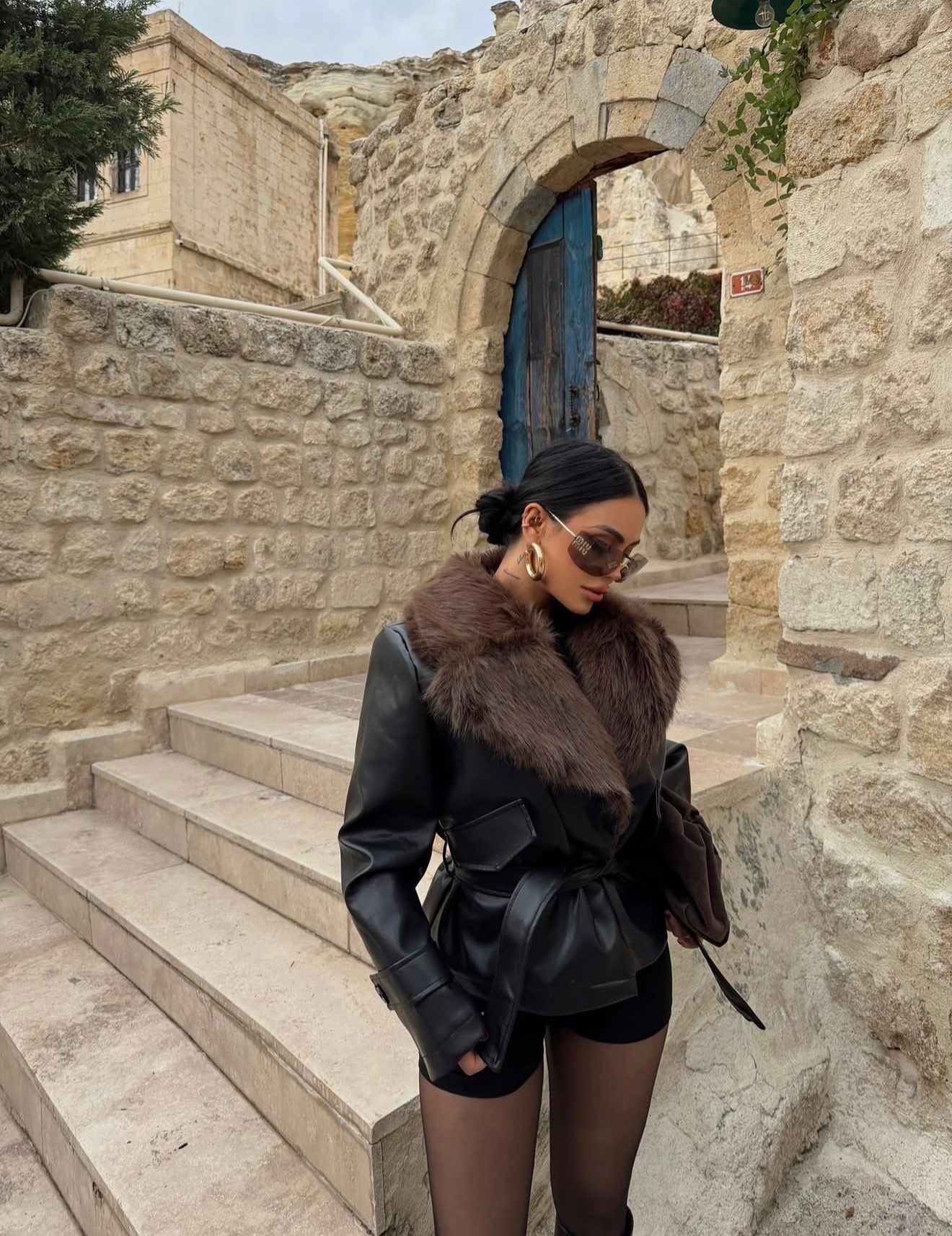 Кожна јакна крзно