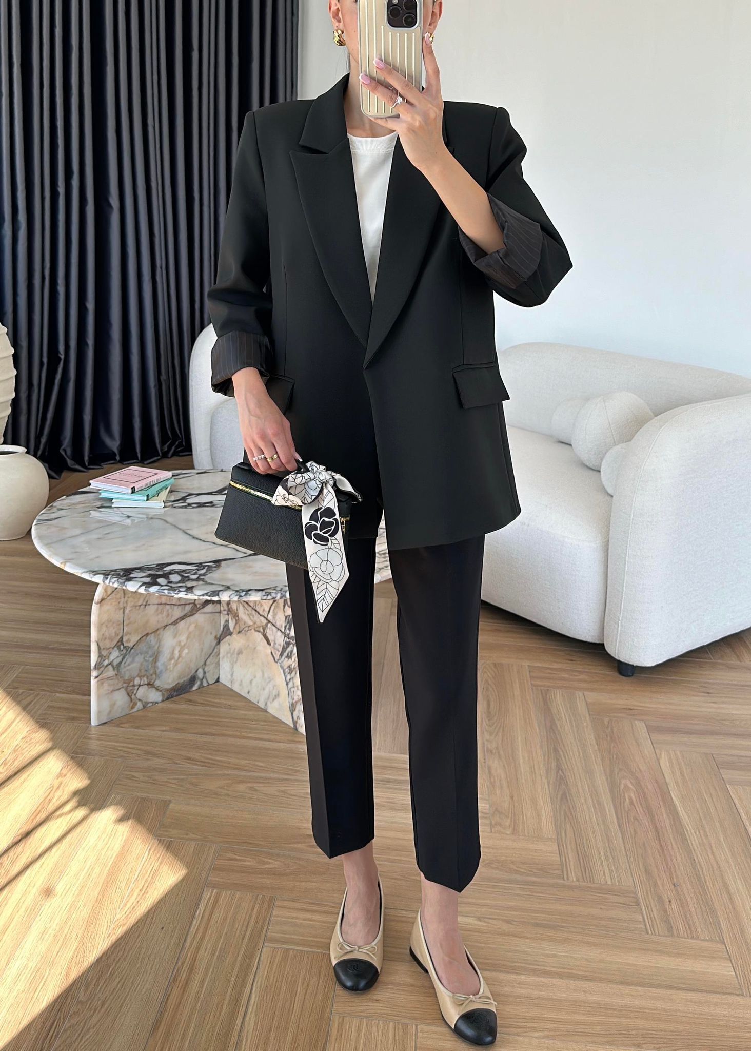 Сако Со Постава