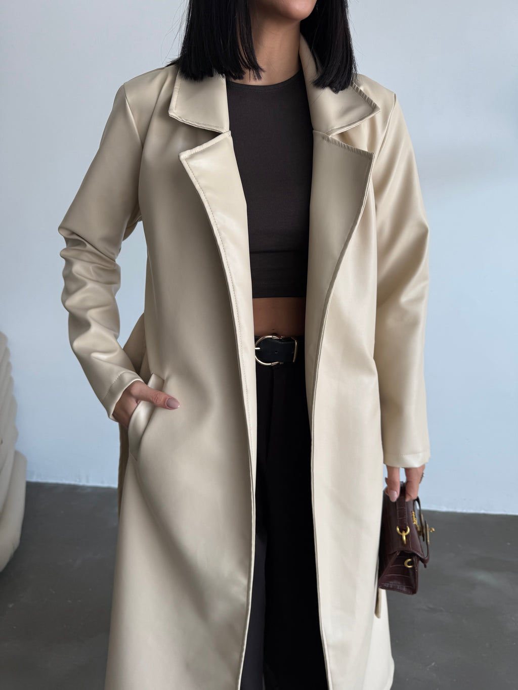 Кожен мантил