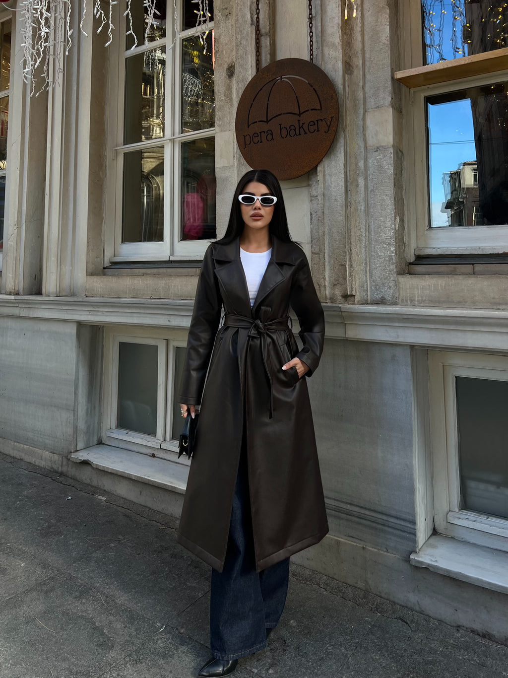 Кожен мантил