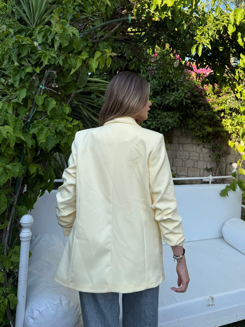 Сако Со Набрани Ракави