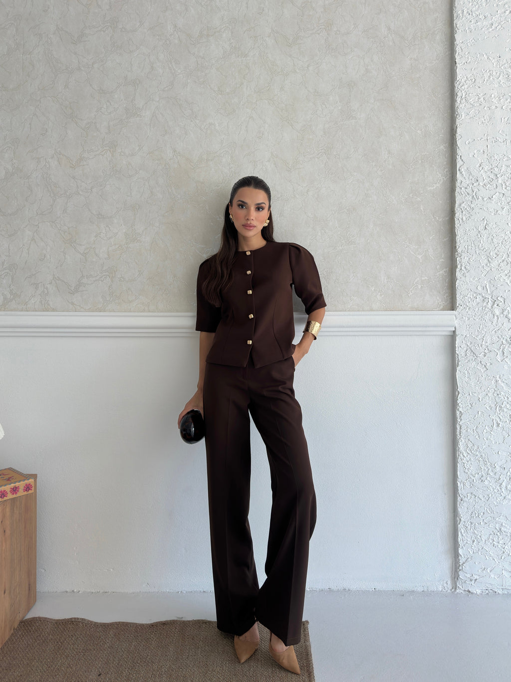 Премиум Комплет Со Златни Копчиња