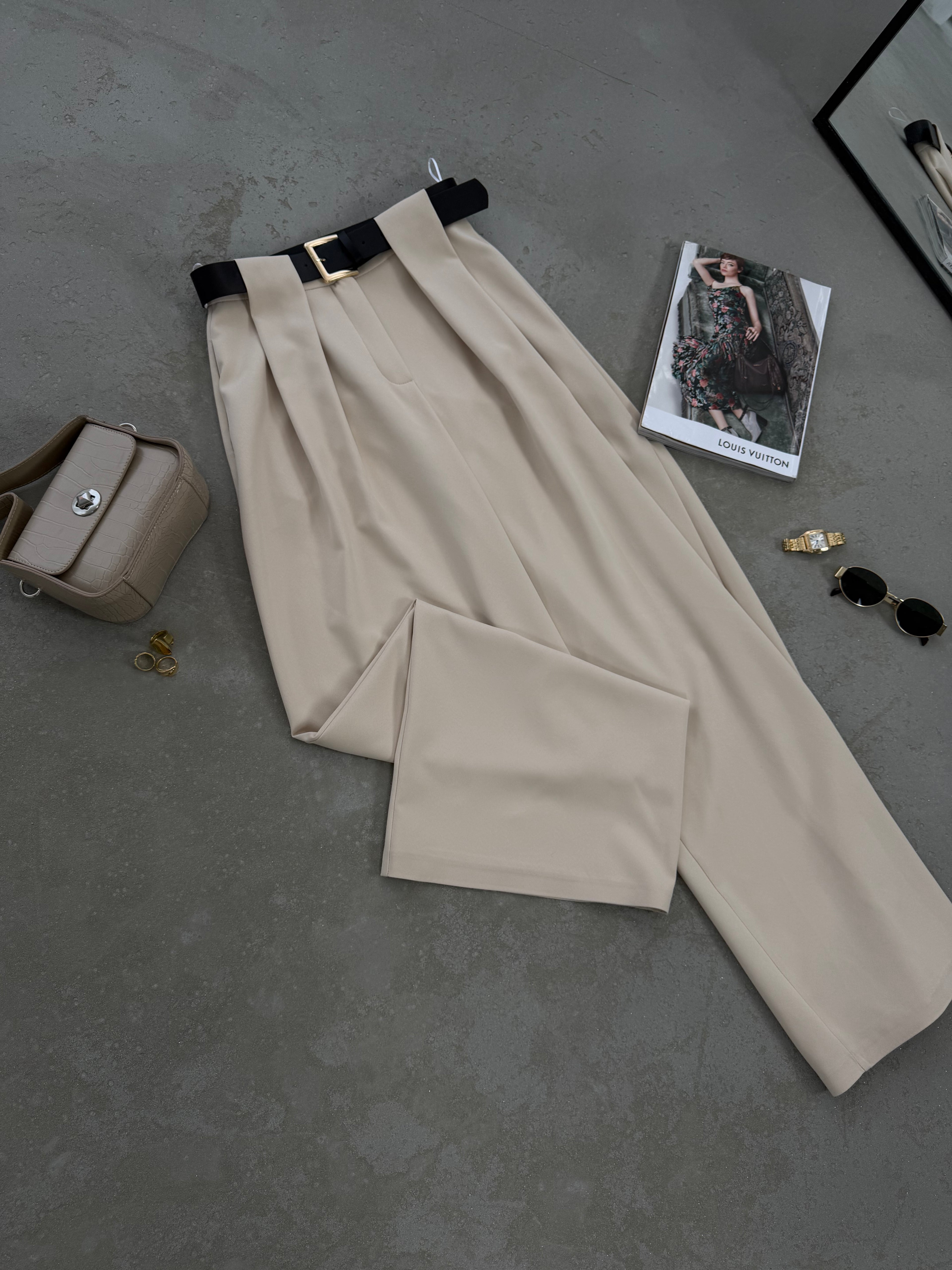 Пантолони Со Ремен