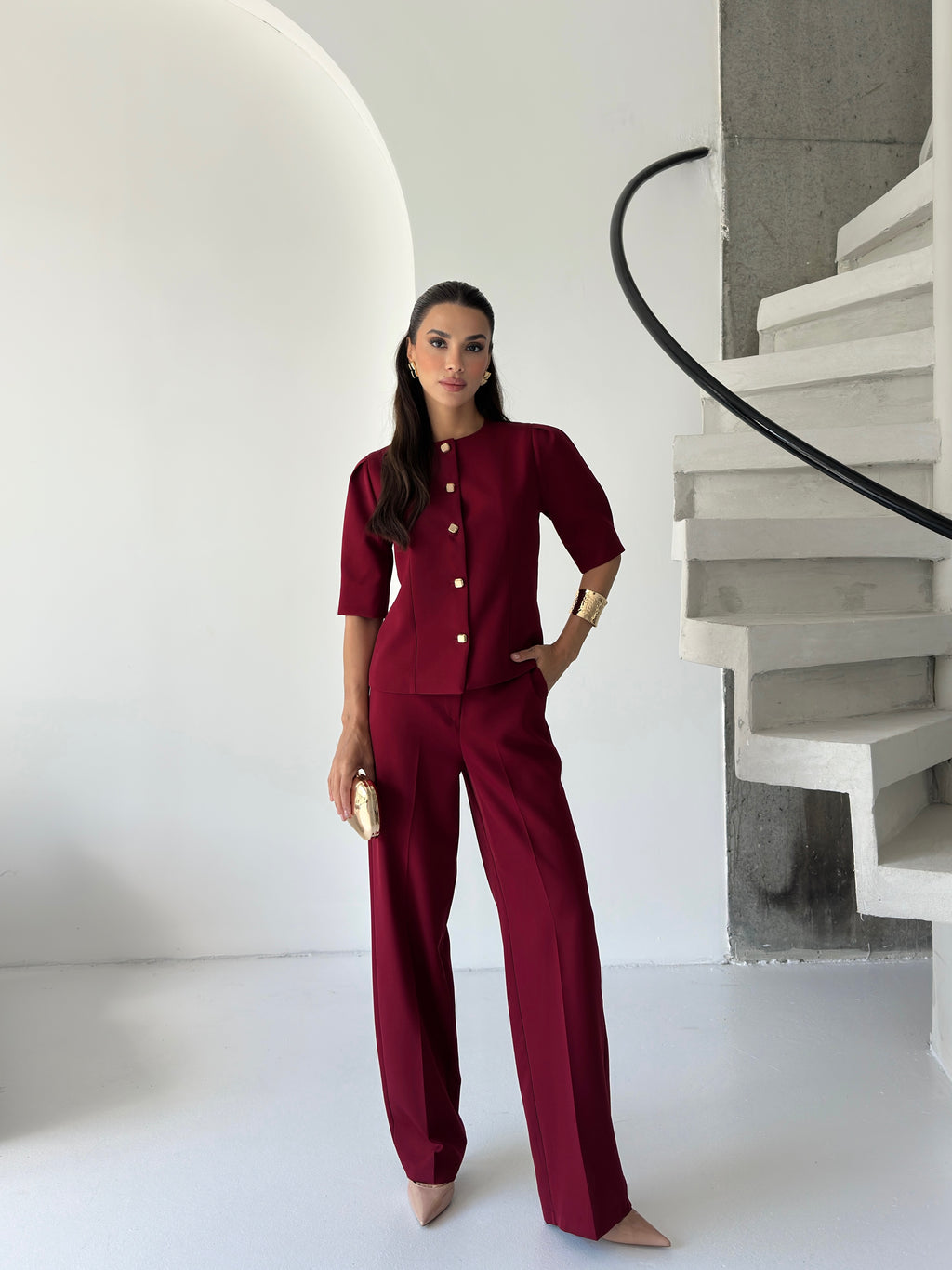 Премиум Комплет Со Златни Копчиња