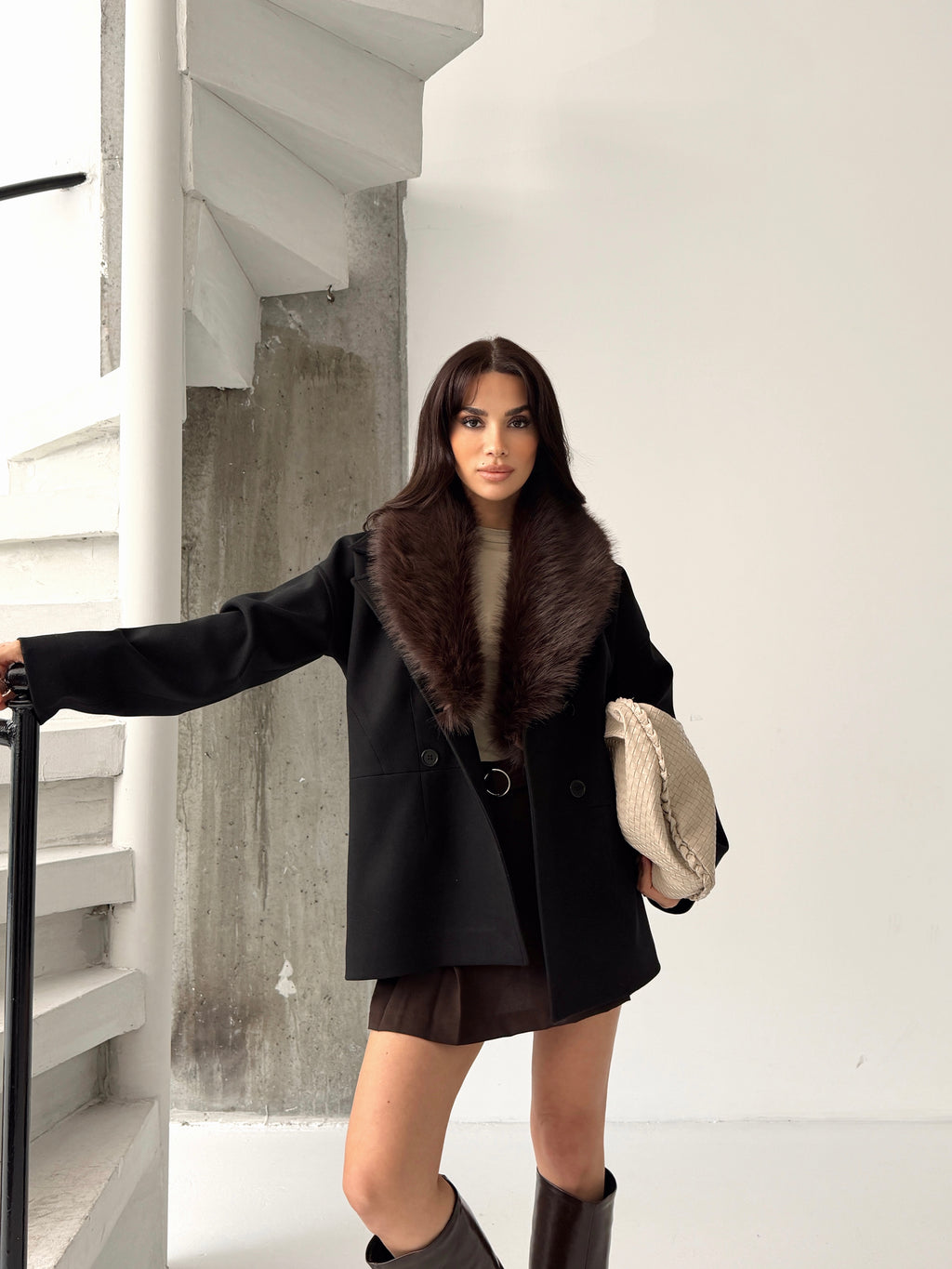 Елегант Капут со Крзнена