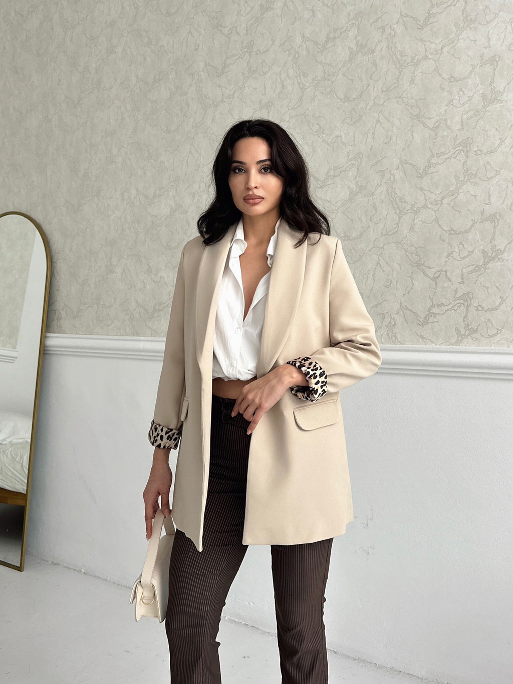 Сако со постава леопар