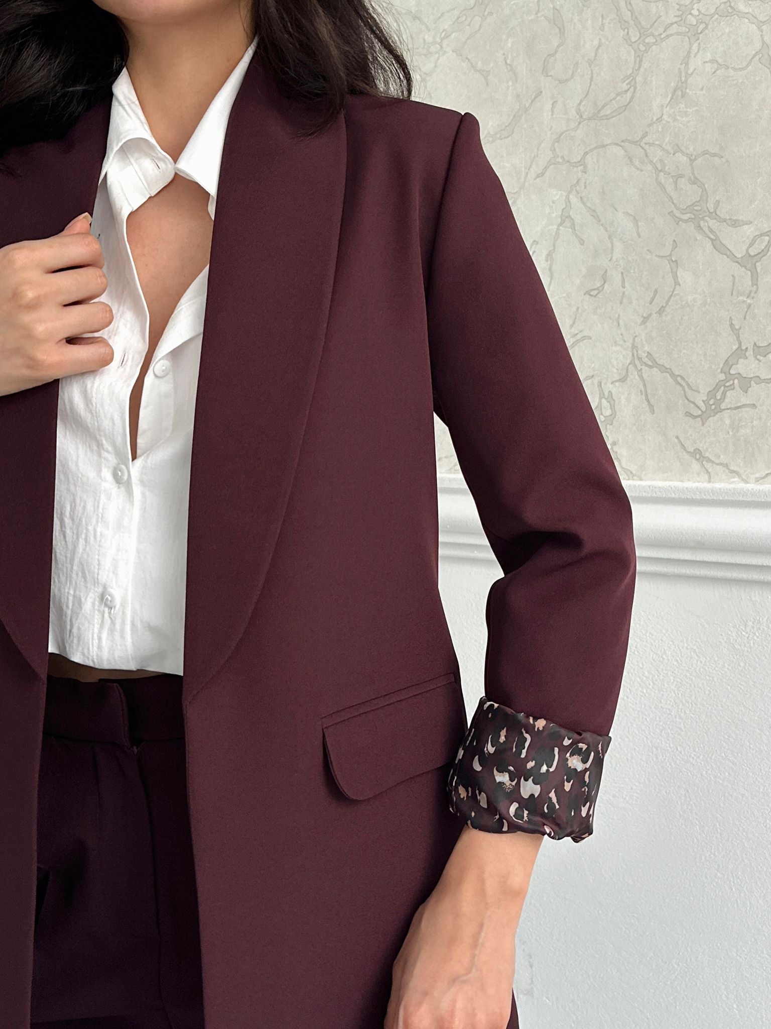 Сако со постава леопар