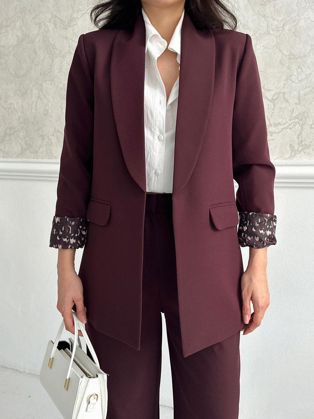 Сако со постава леопар