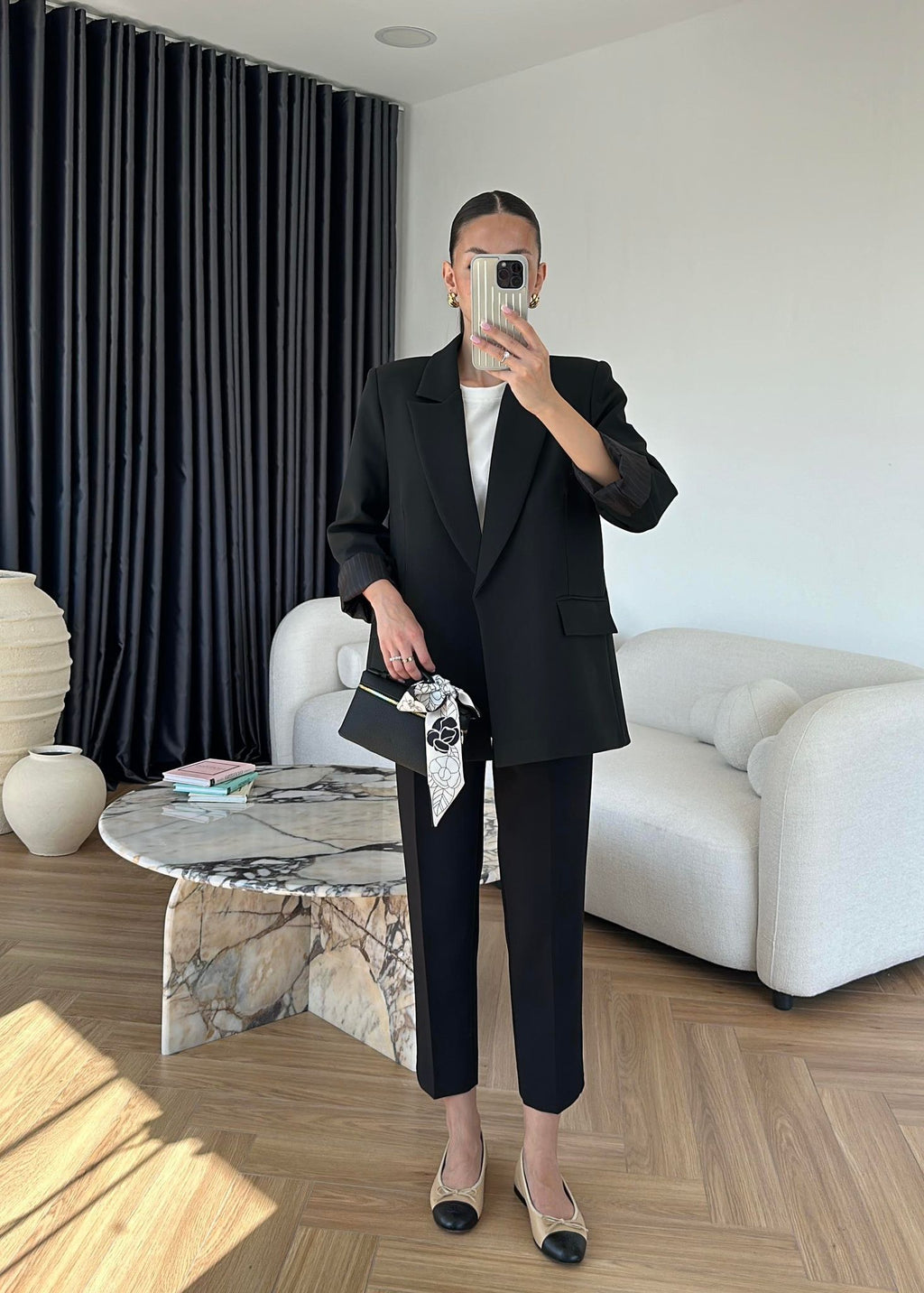 Сако Со Постава