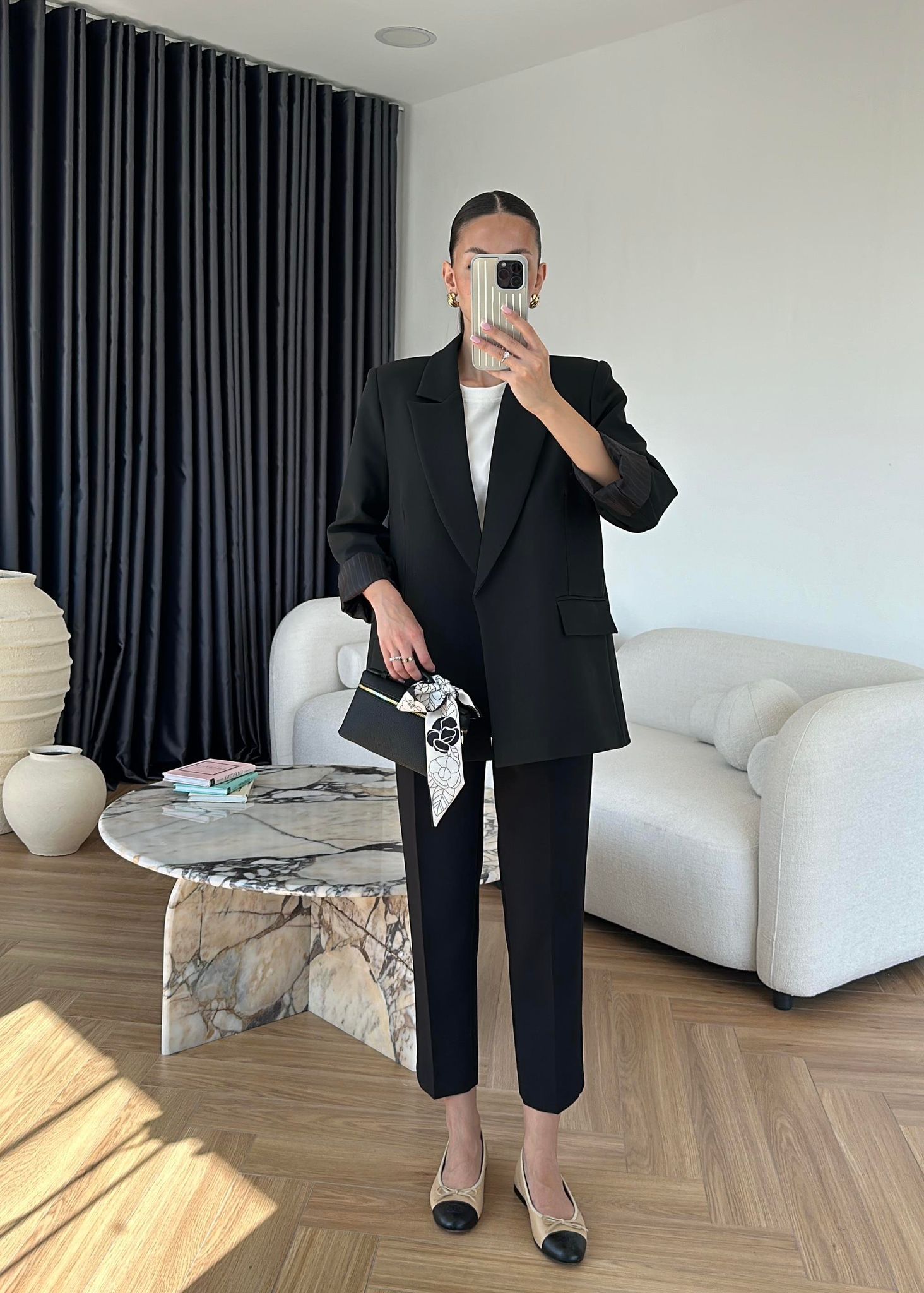 Сако Со Постава