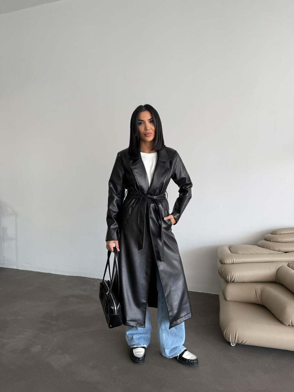 Кожен мантил