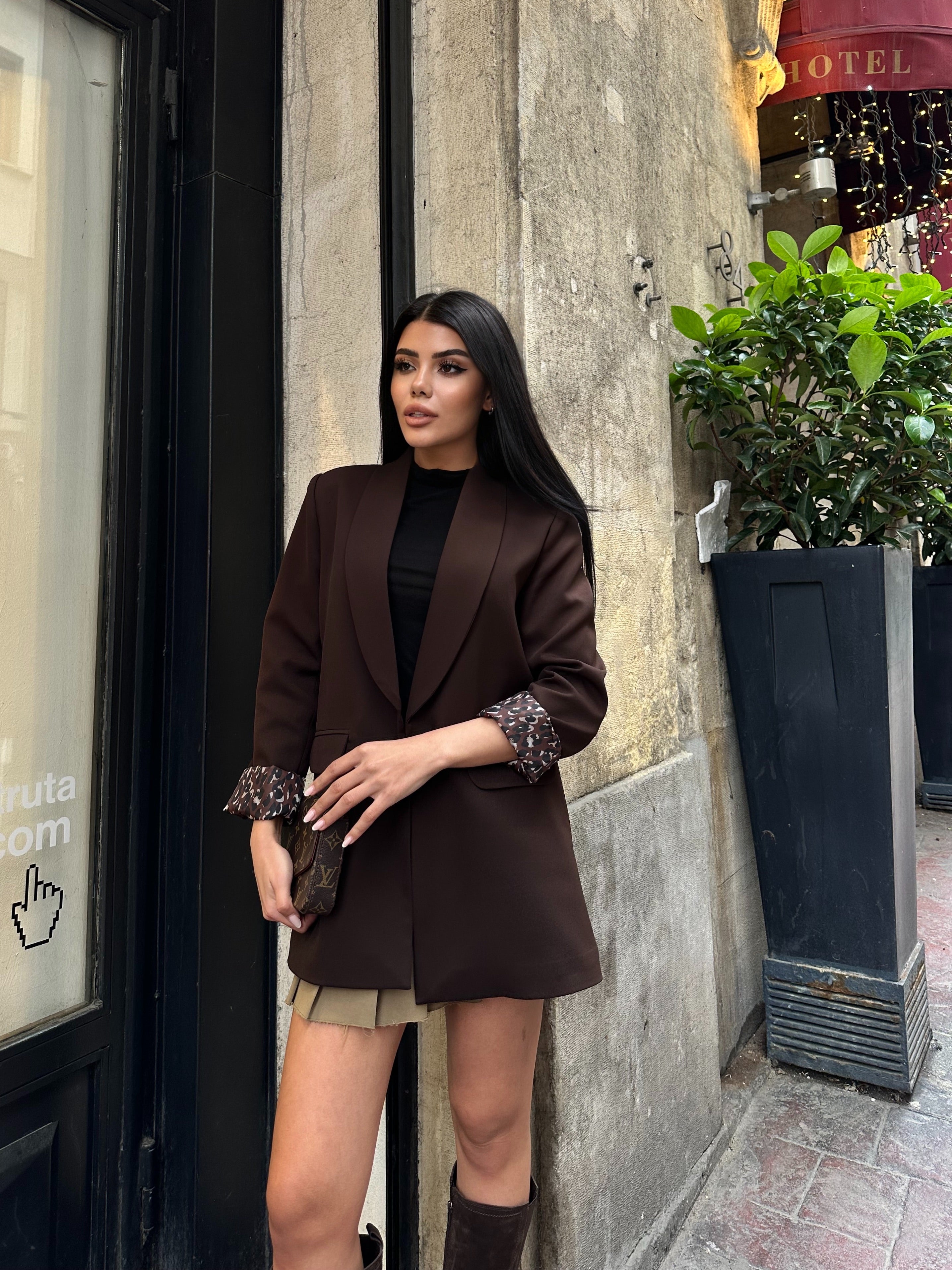 Сако со леопар постава