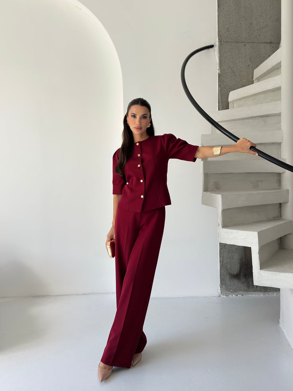 Премиум Комплет Со Златни Копчиња