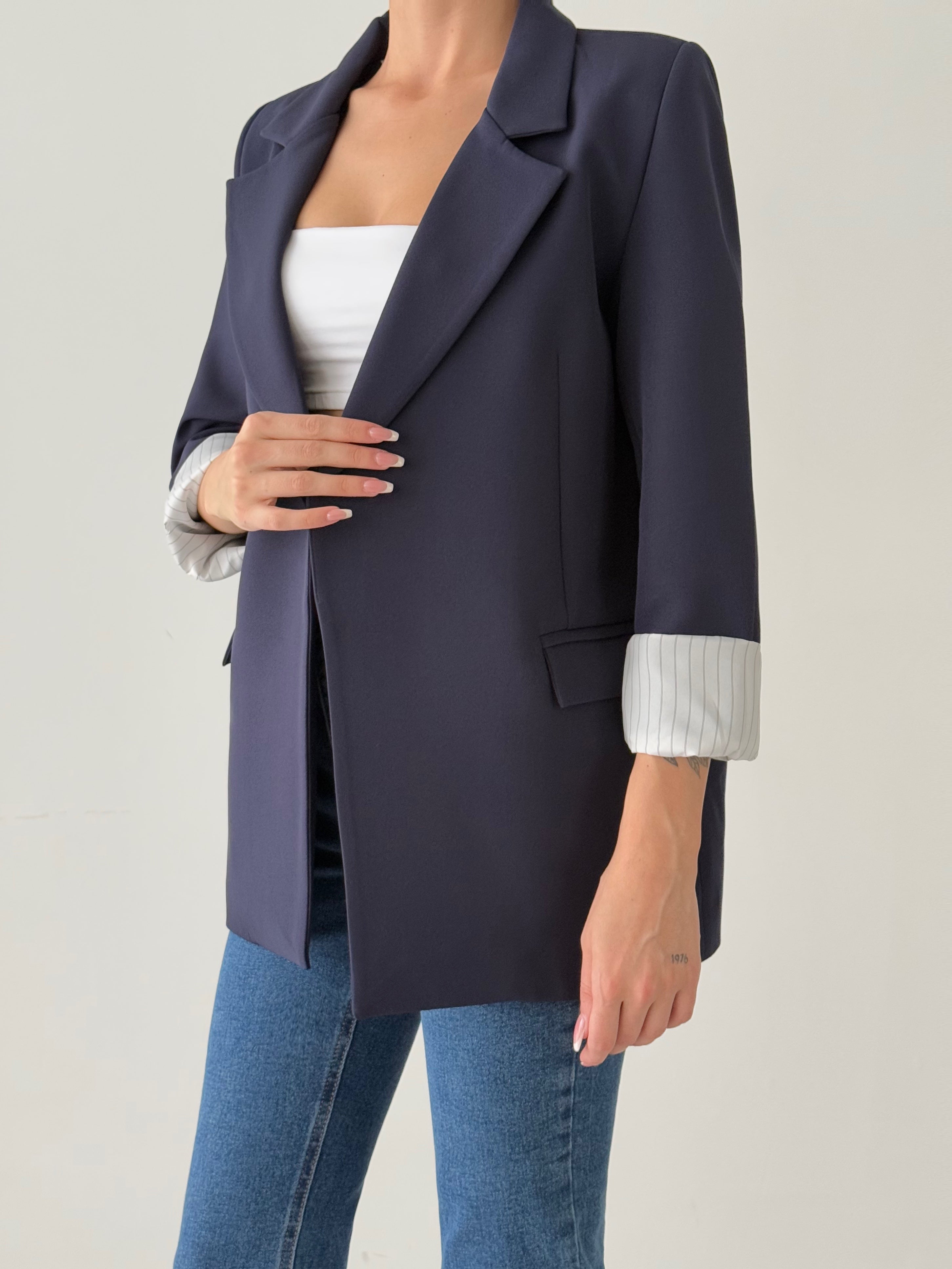 Сако Со Постава