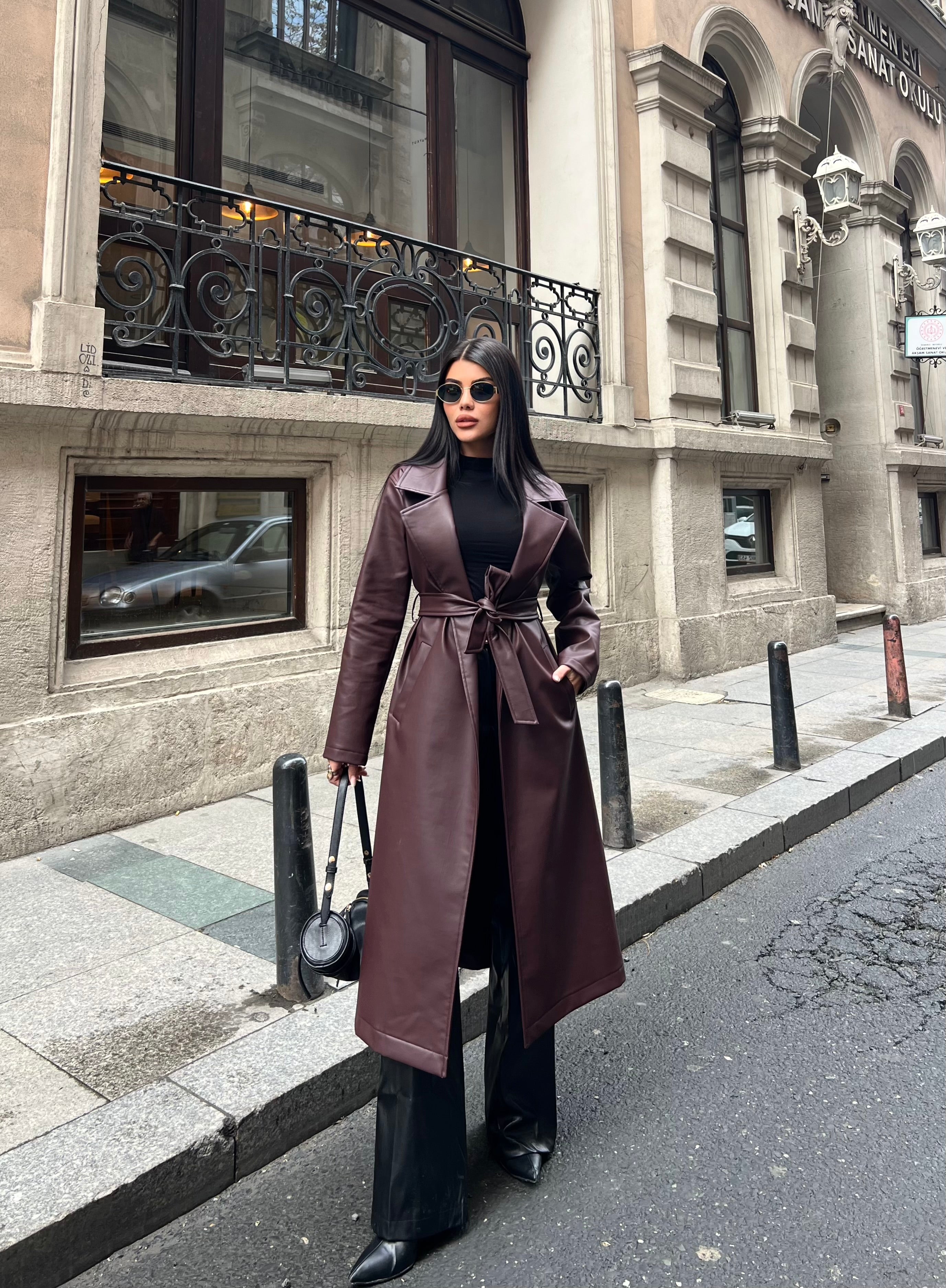 Кожен Мантил