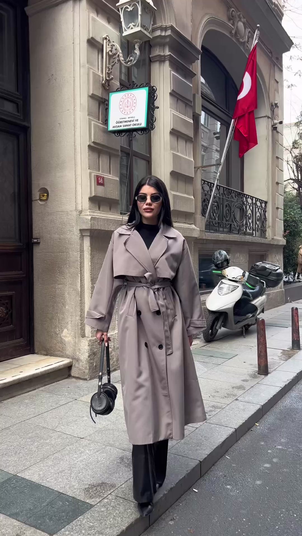 Долг Мантил