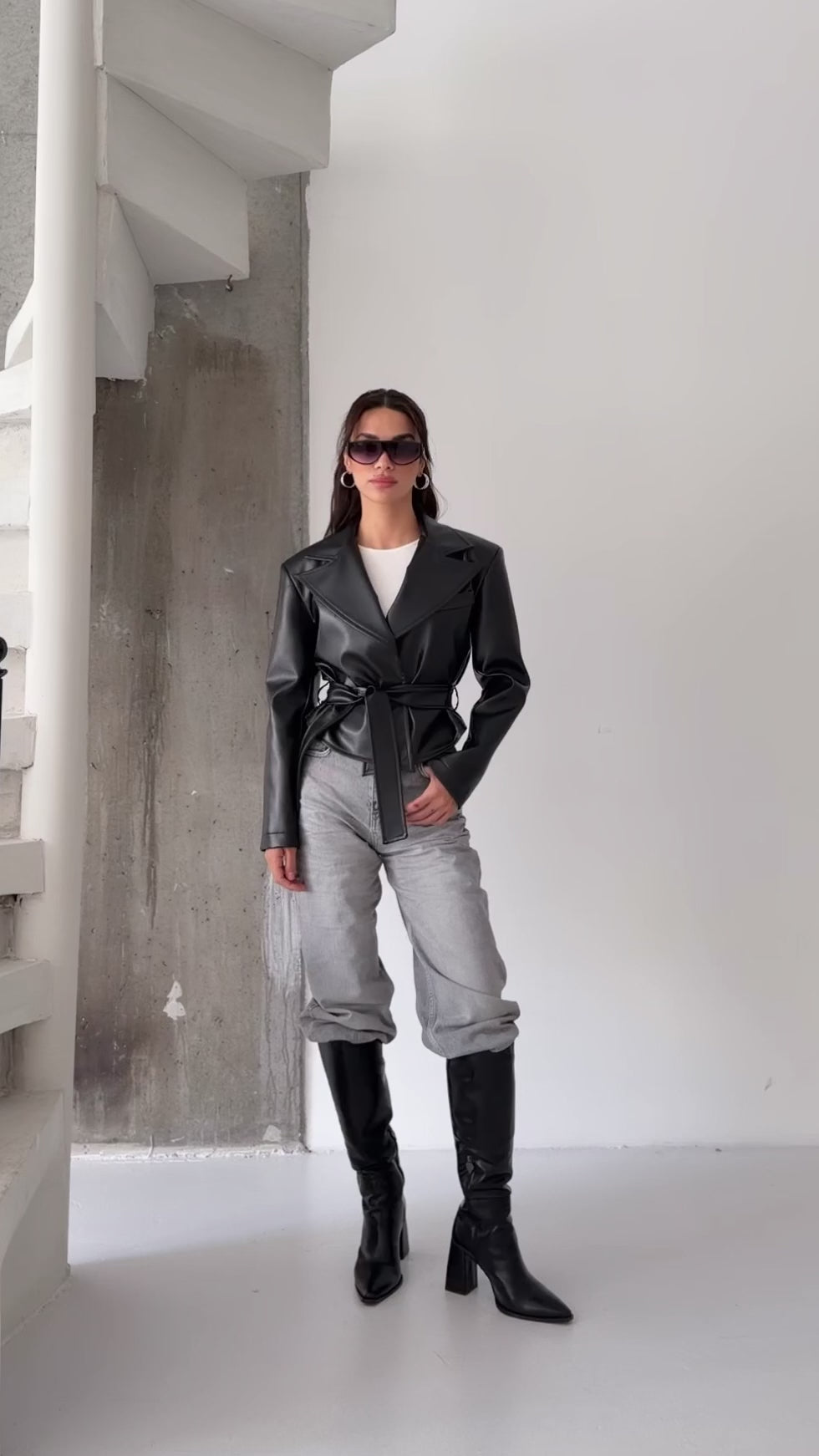 Кожна Јакна Со Врвка